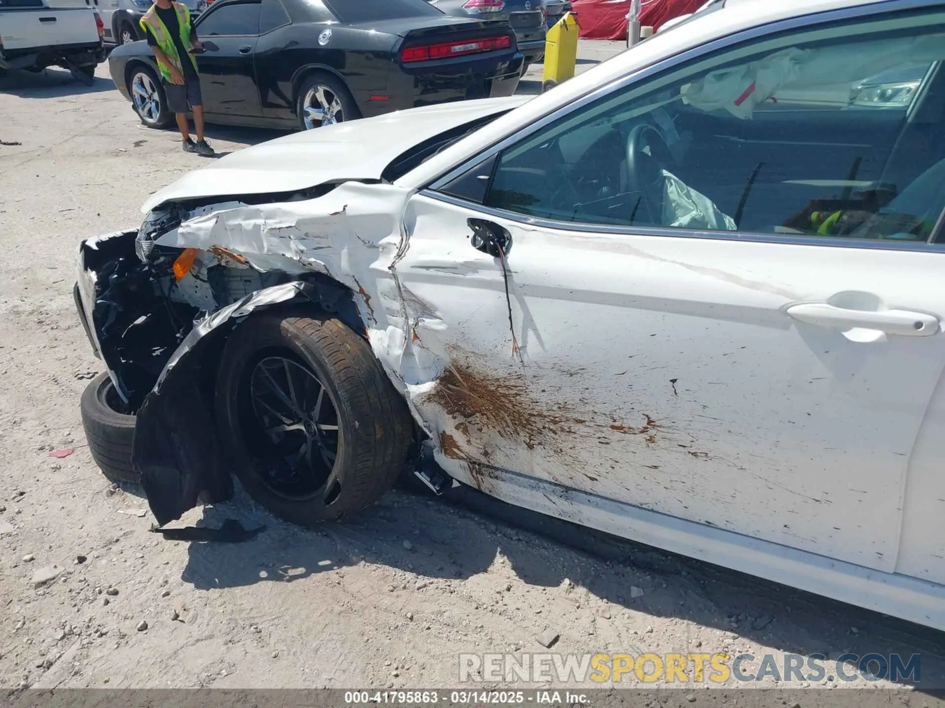 19 fotografías del automóvil dañado 4T1G11BK7PU097308 TOYOTA CAMRY 2023