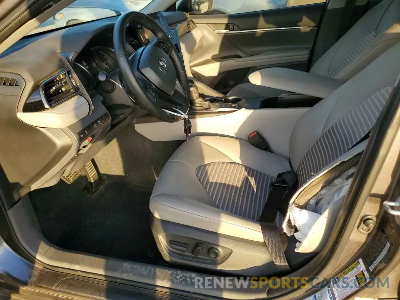 7 fotografías del automóvil dañado 4T1G11BK8PU100121 TOYOTA CAMRY 2023