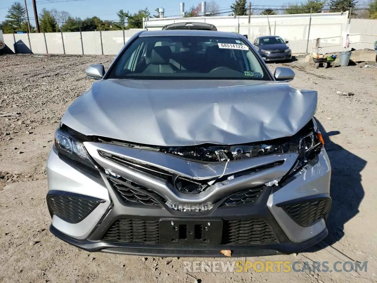 5 fotografías del automóvil dañado 4T1G11BK9PU075181 TOYOTA CAMRY 2023