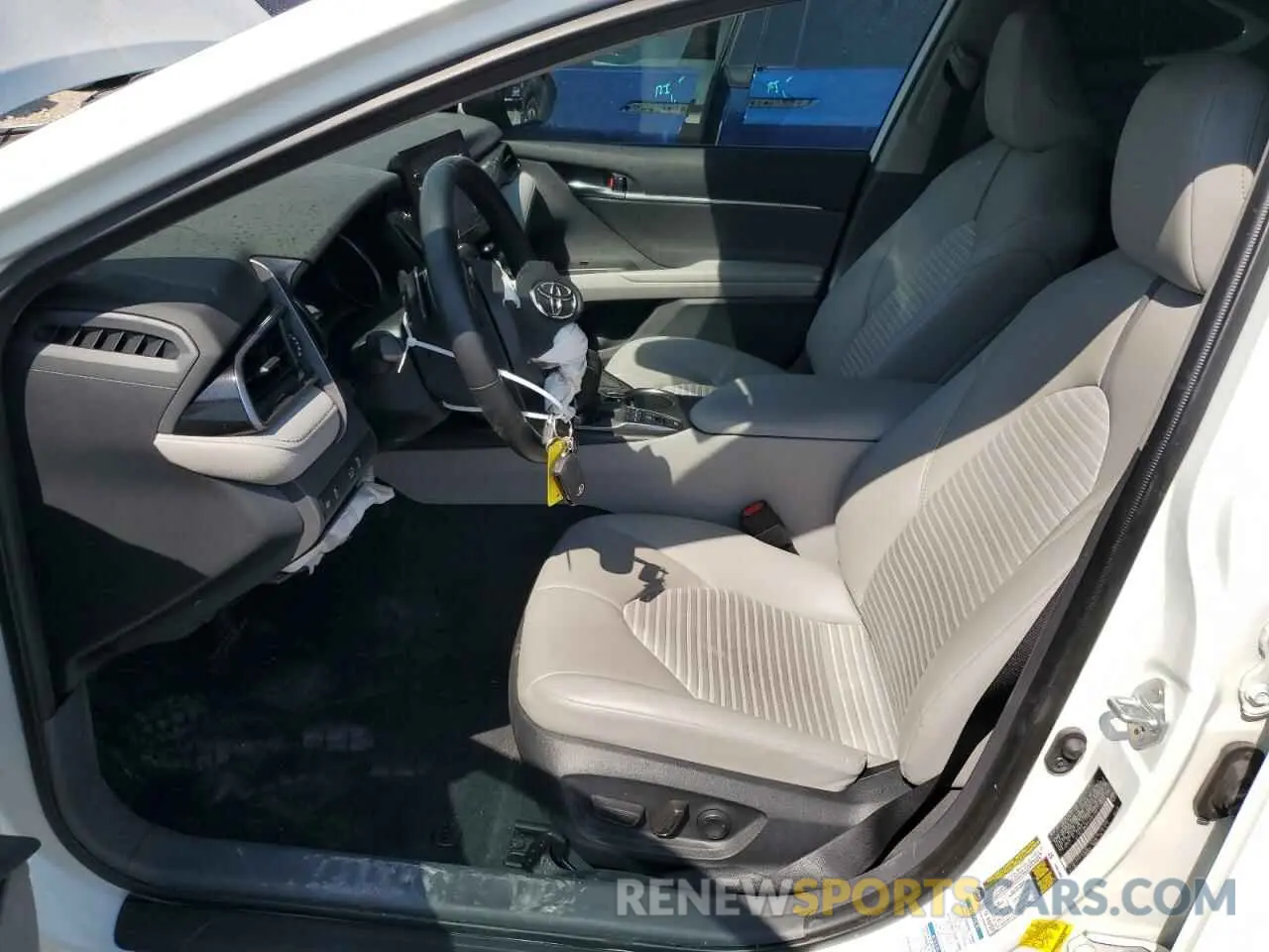 7 fotografías del automóvil dañado 4T1G11BK9PU092398 TOYOTA CAMRY 2023