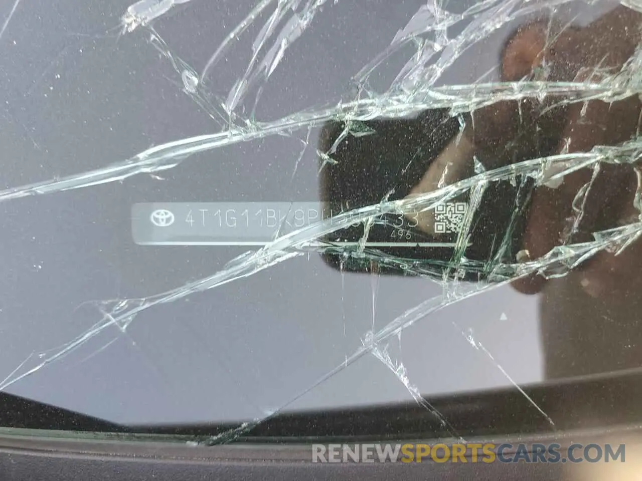 12 fotografías del automóvil dañado 4T1G11BK9PU103433 TOYOTA CAMRY 2023