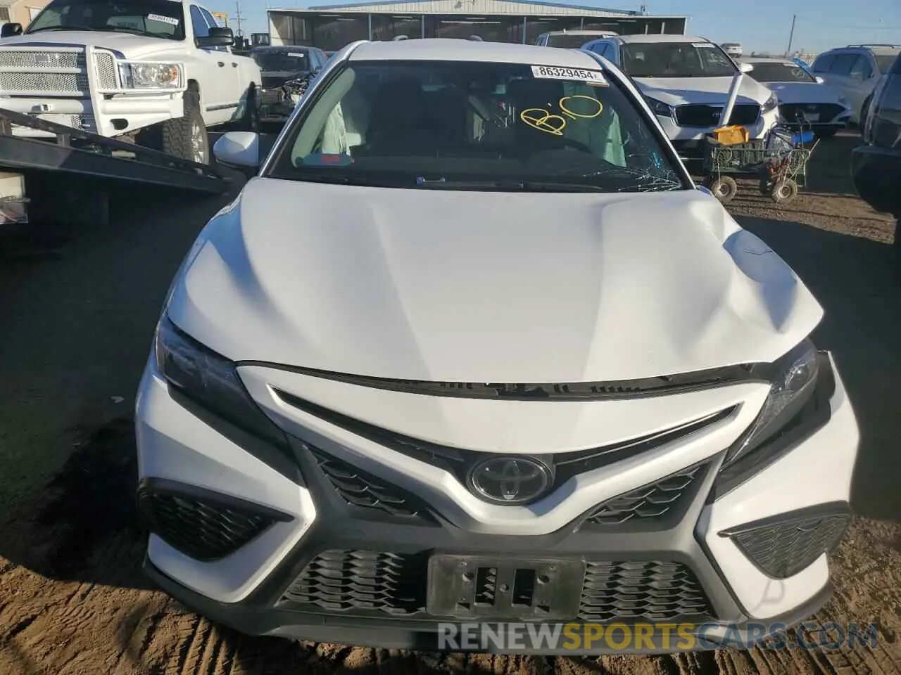 5 fotografías del automóvil dañado 4T1G11BK9PU103433 TOYOTA CAMRY 2023