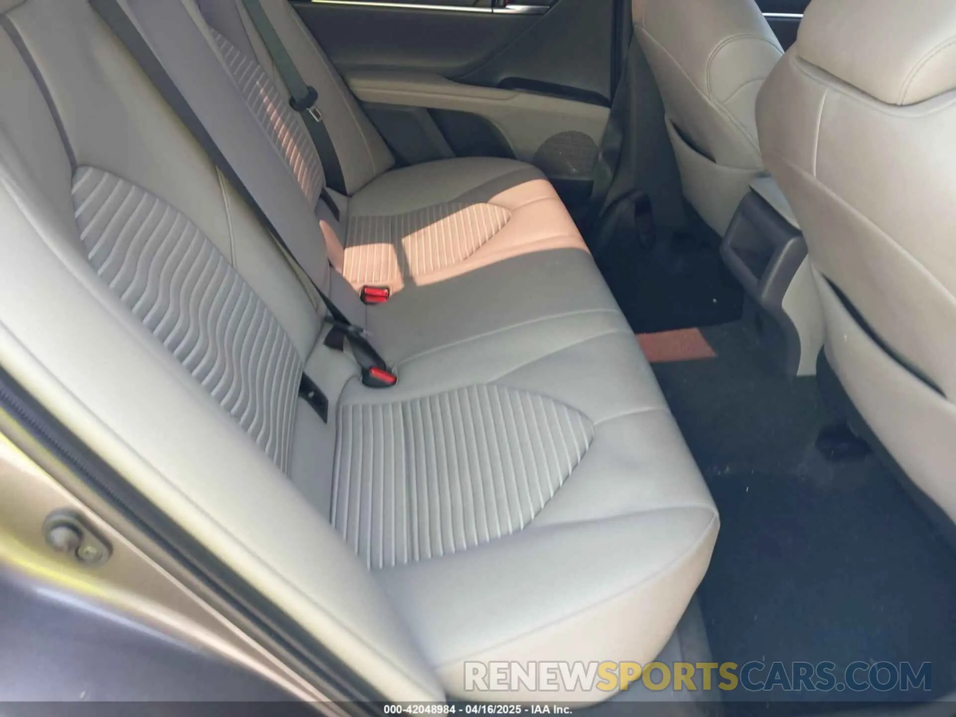 8 fotografías del automóvil dañado 4T1G11BKXPU077134 TOYOTA CAMRY 2023
