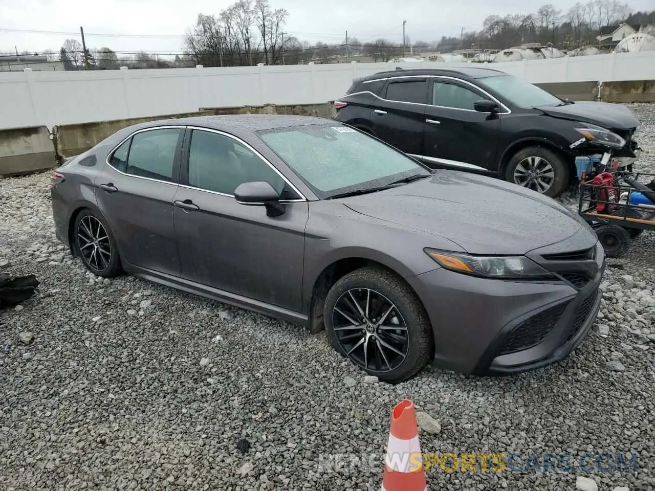 4 fotografías del automóvil dañado 4T1G11BKXPU086366 TOYOTA CAMRY 2023