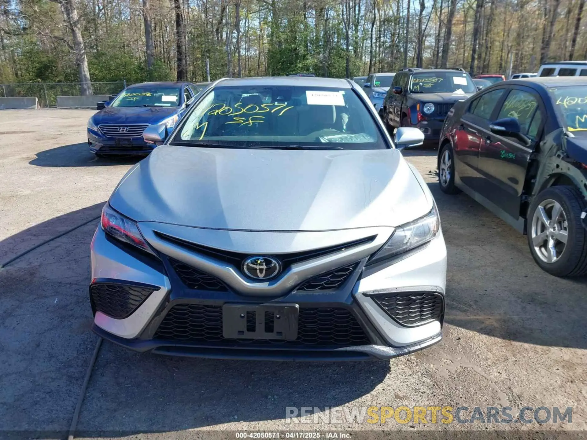 12 fotografías del automóvil dañado 4T1G11BKXPU098596 TOYOTA CAMRY 2023