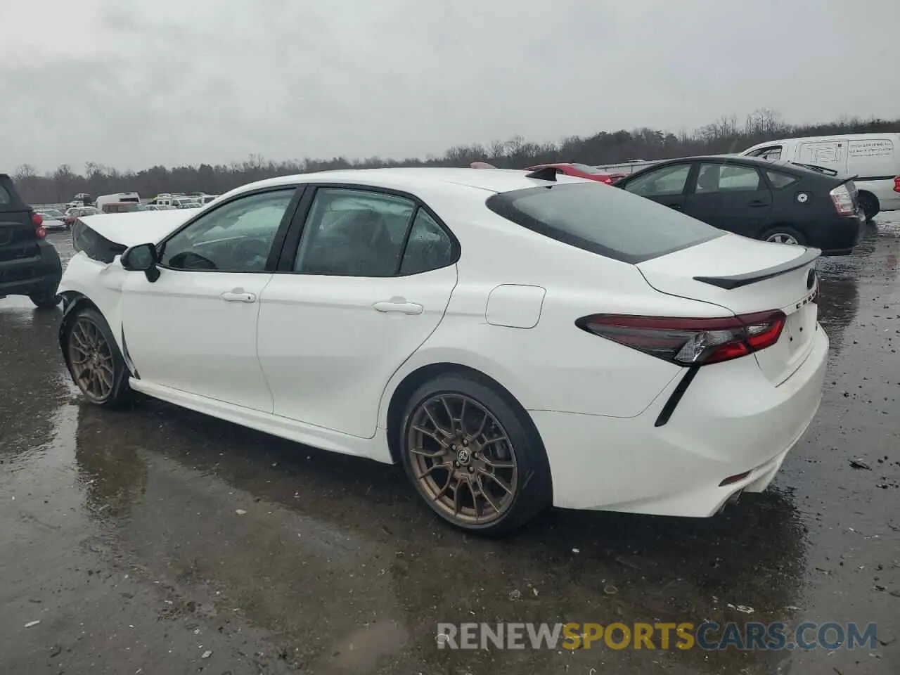 2 fotografías del automóvil dañado 4T1G31AK1PU047600 TOYOTA CAMRY 2023