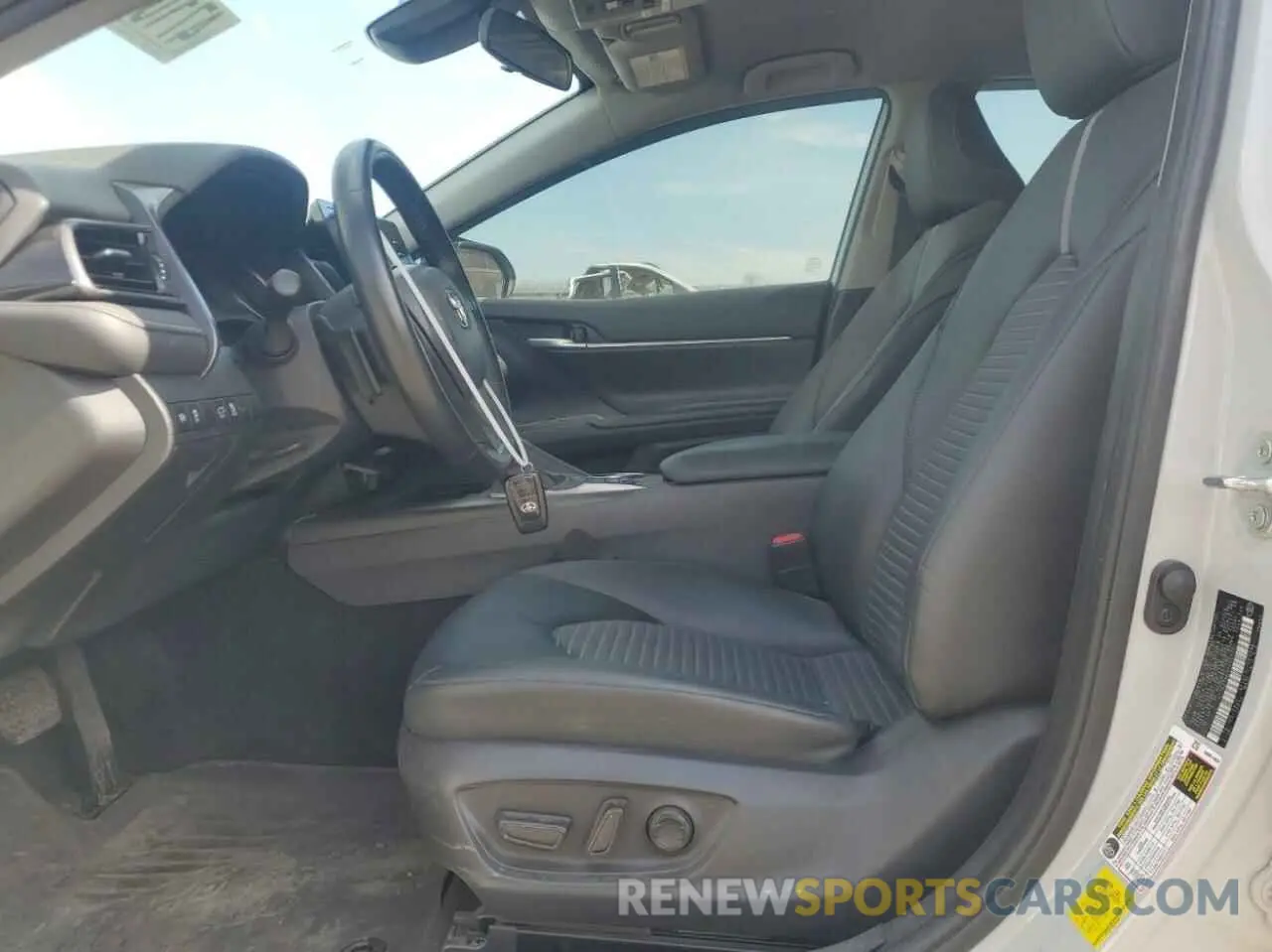 7 fotografías del automóvil dañado 4T1G31AK1PU057771 TOYOTA CAMRY 2023