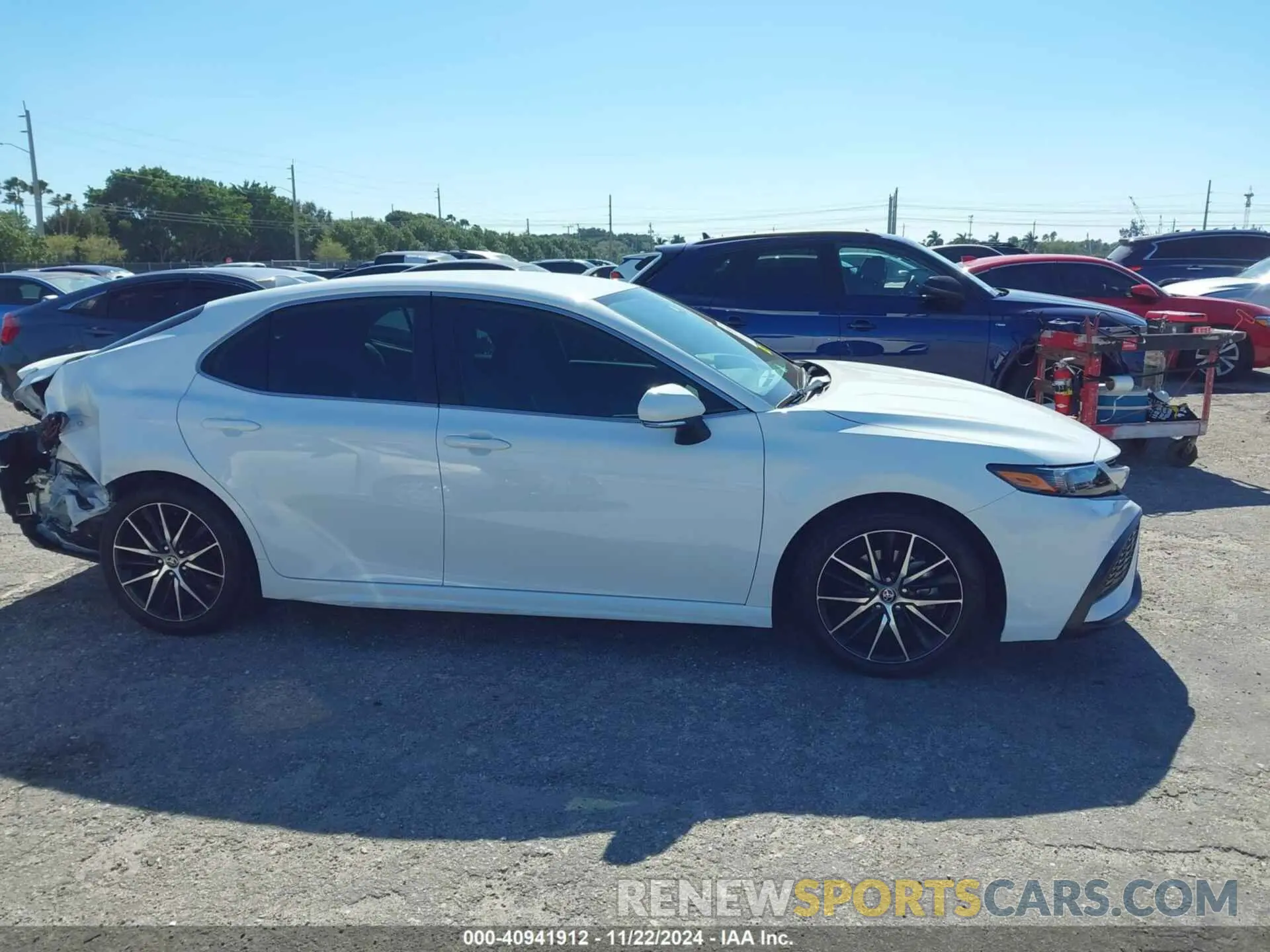 13 fotografías del automóvil dañado 4T1G31AK1PU616459 TOYOTA CAMRY 2023