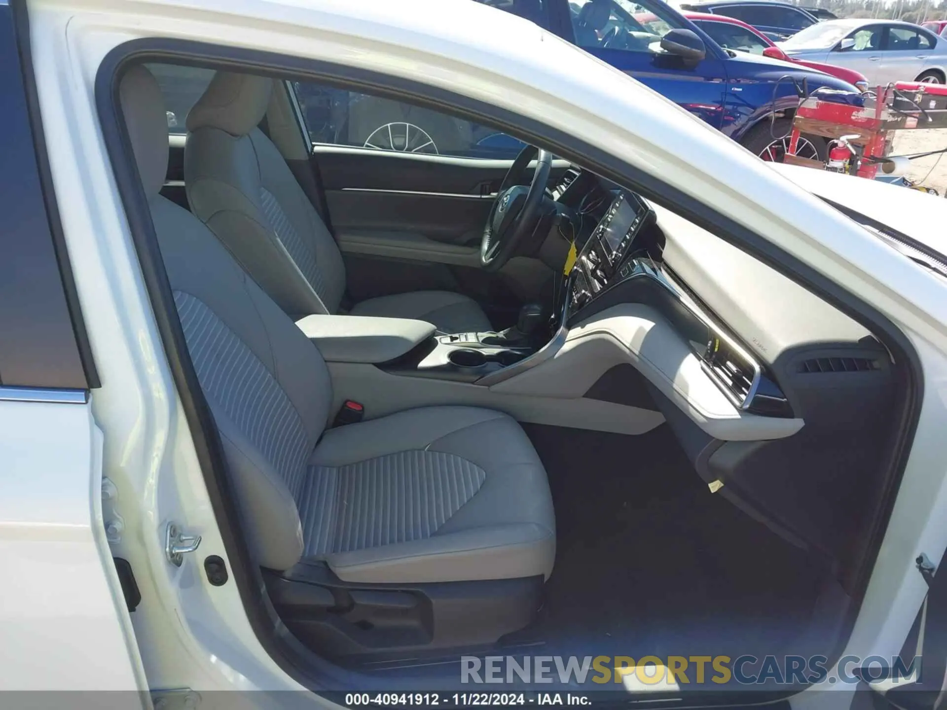 5 fotografías del automóvil dañado 4T1G31AK1PU616459 TOYOTA CAMRY 2023
