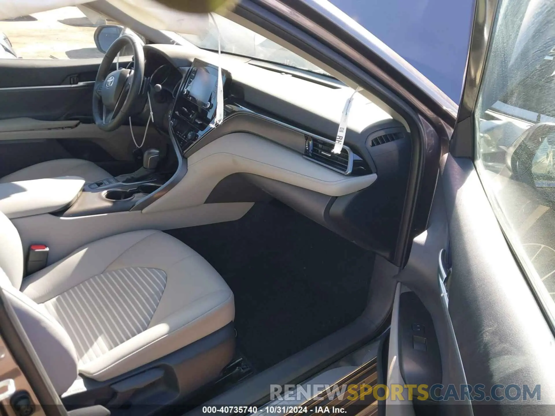5 fotografías del automóvil dañado 4T1G31AK4PU608176 TOYOTA CAMRY 2023