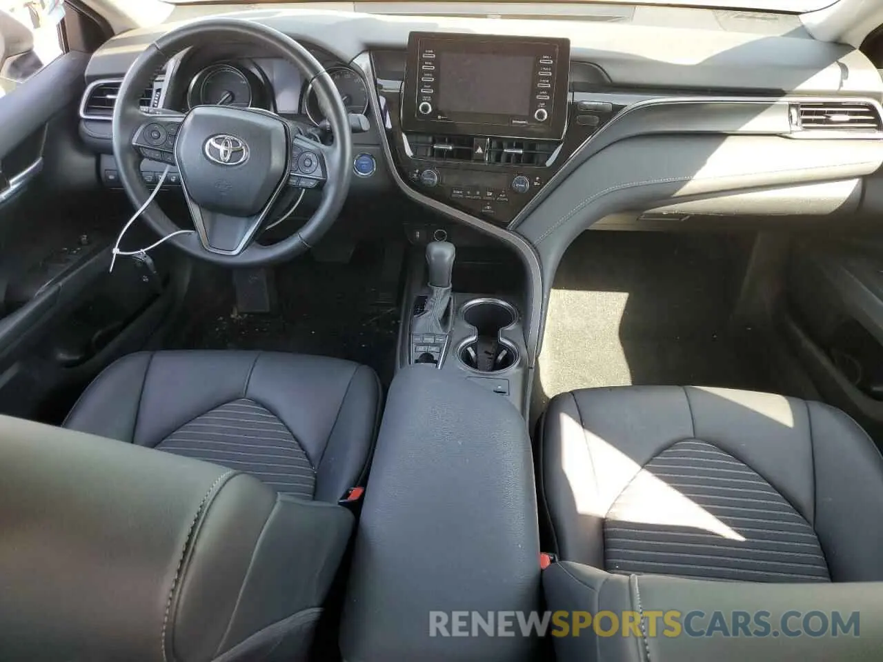 8 fotografías del automóvil dañado 4T1G31AK6PU056793 TOYOTA CAMRY 2023