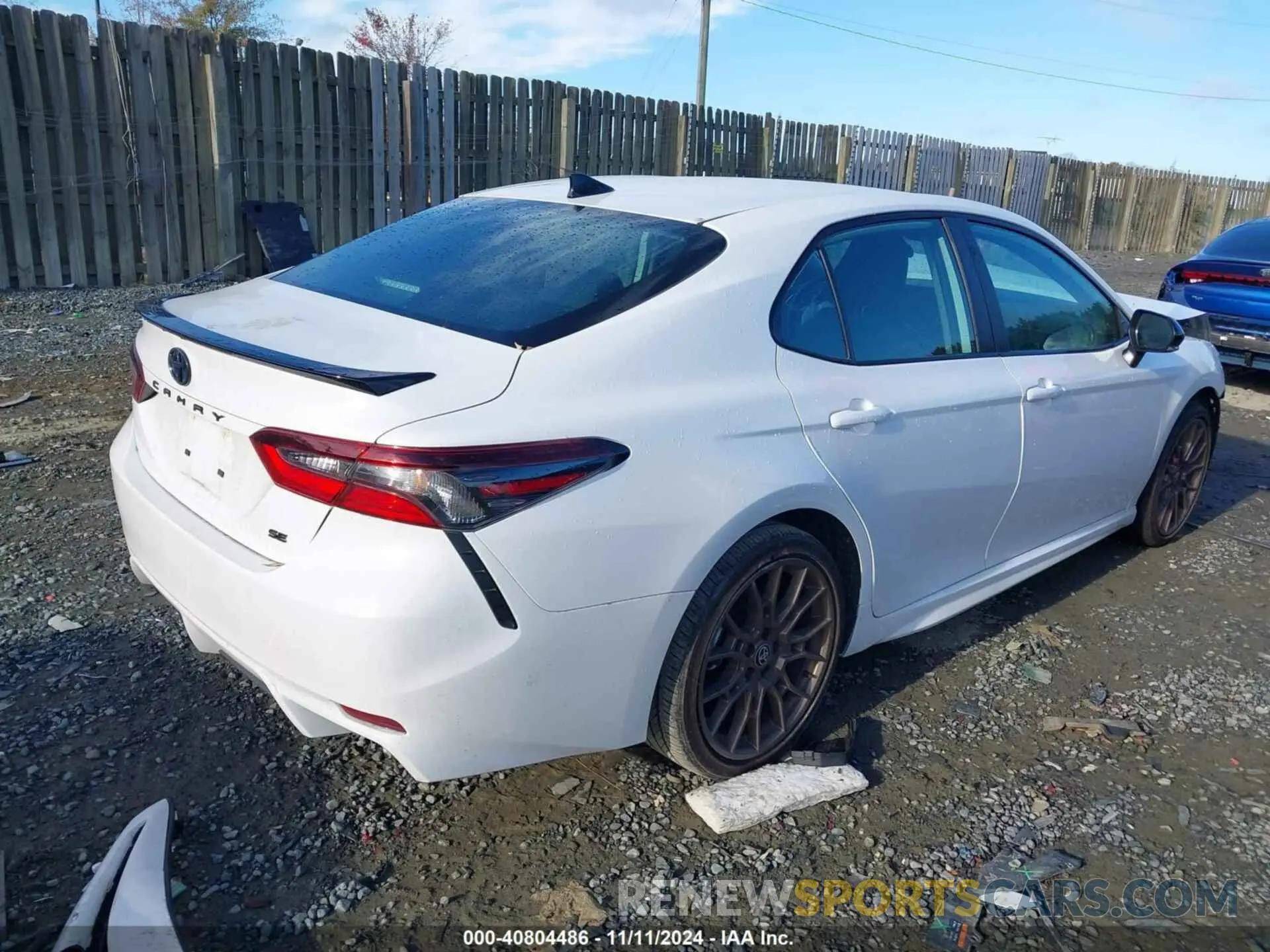 4 fotografías del automóvil dañado 4T1G31AK6PU056874 TOYOTA CAMRY 2023