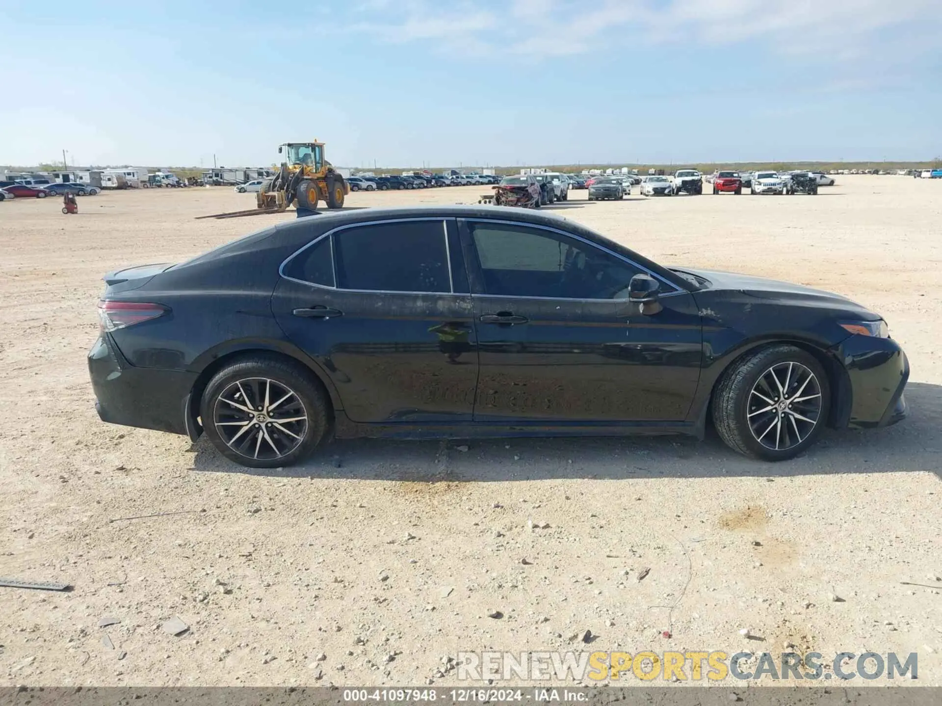 13 fotografías del automóvil dañado 4T1G31AK7PU605076 TOYOTA CAMRY 2023