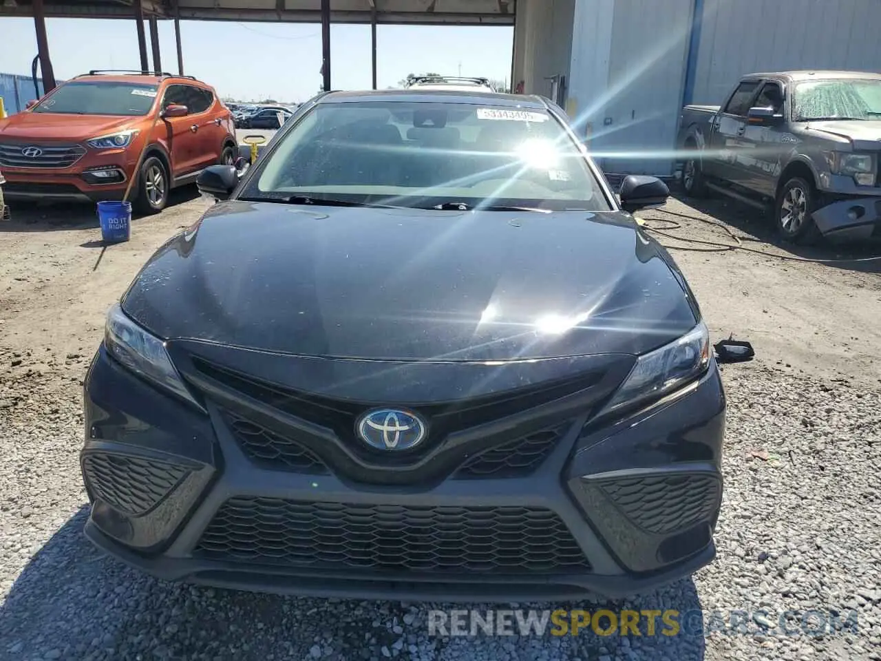 5 fotografías del automóvil dañado 4T1G31AK9PU618587 TOYOTA CAMRY 2023