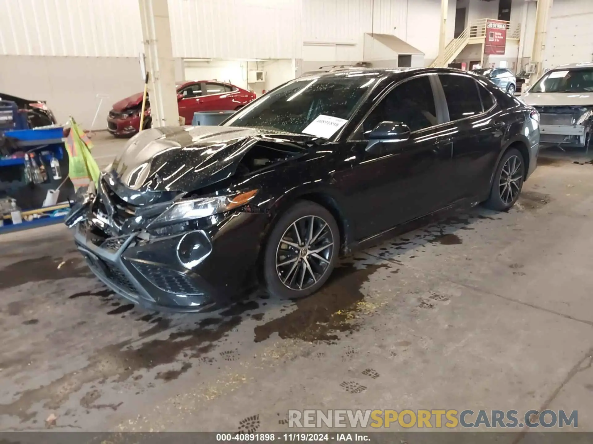 2 fotografías del automóvil dañado 4T1G31AKXPU608005 TOYOTA CAMRY 2023