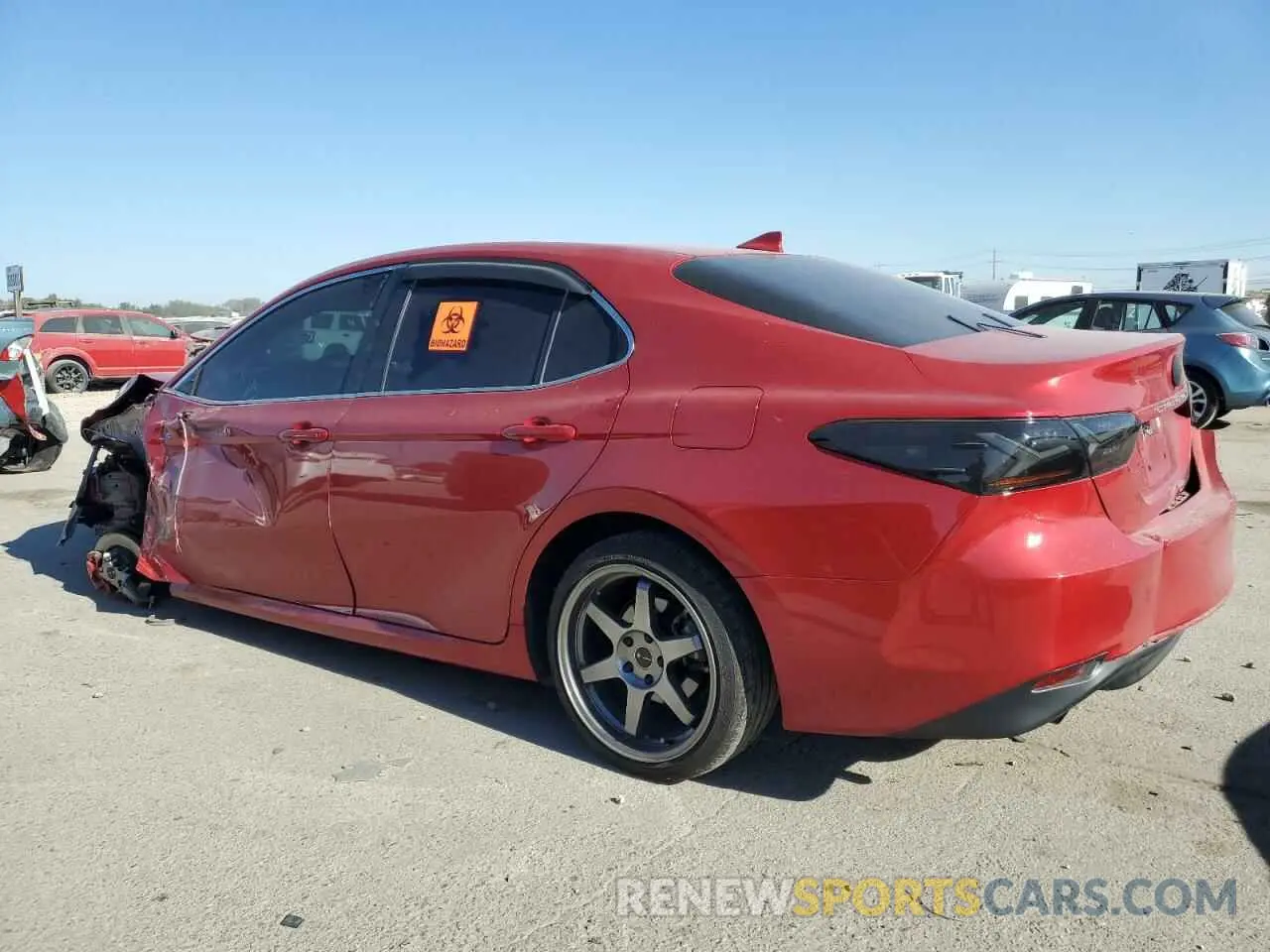 2 fotografías del automóvil dañado 4T1H31AK6PU049430 TOYOTA CAMRY 2023