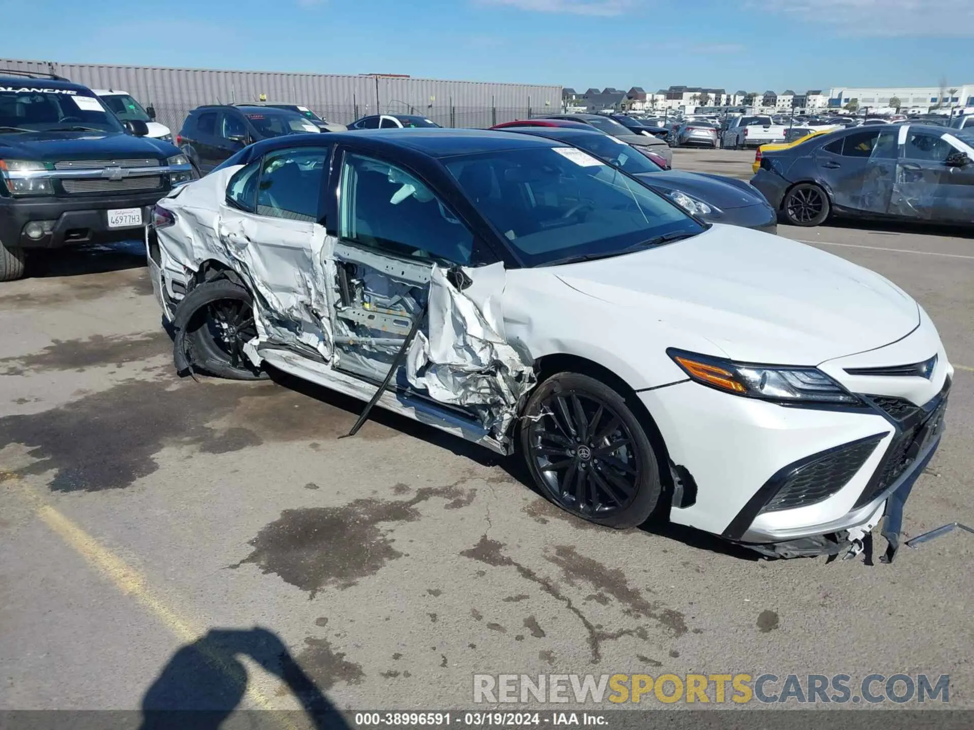 1 fotografías del automóvil dañado 4T1K31AK0PU051003 TOYOTA CAMRY 2023