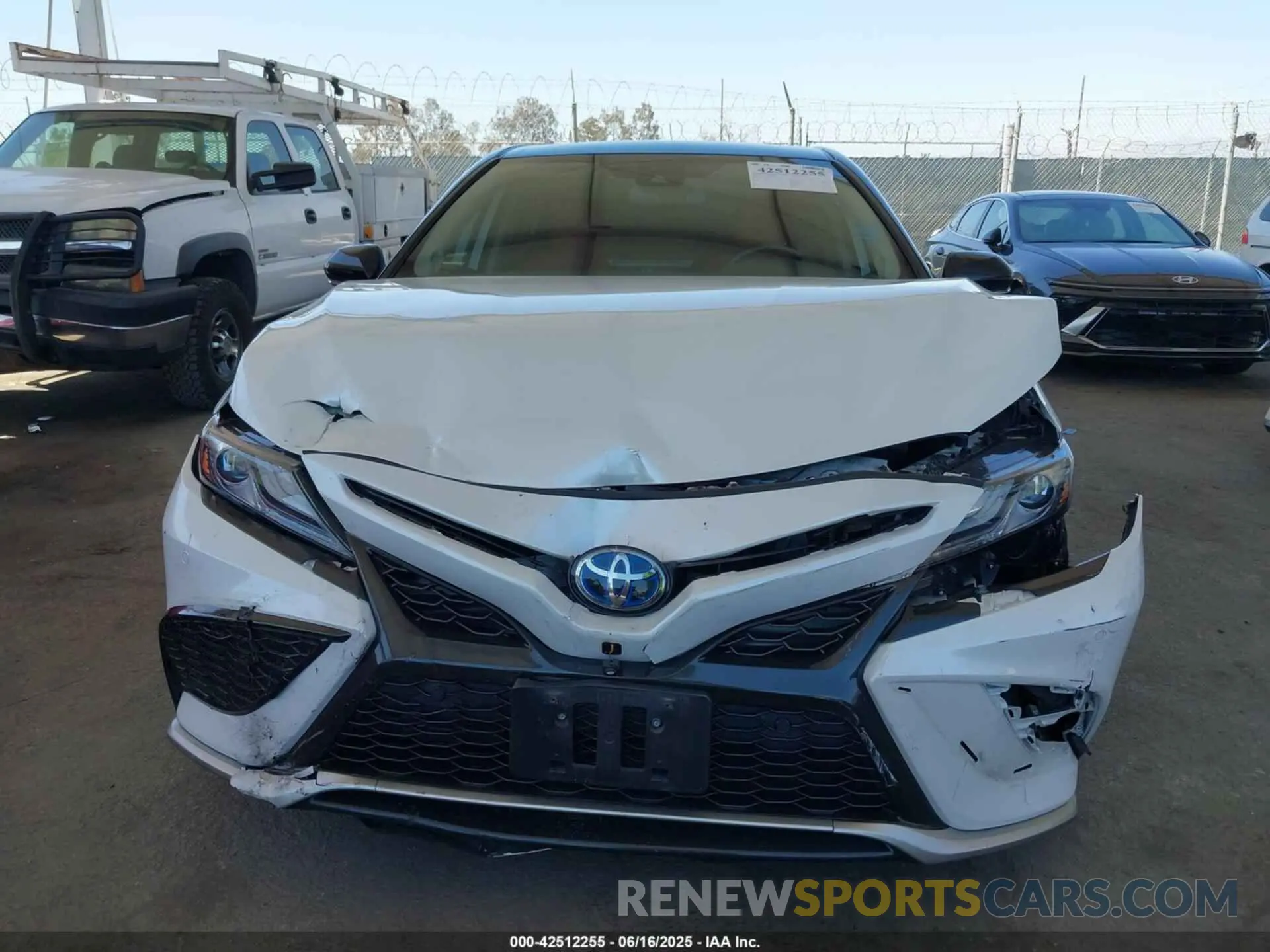 12 fotografías del automóvil dañado 4T1K31AK1PU058106 TOYOTA CAMRY 2023