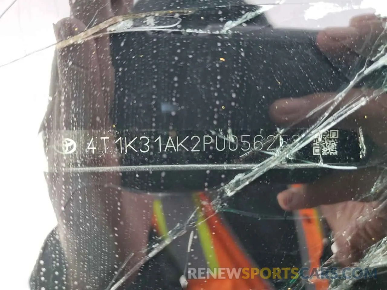 13 fotografías del automóvil dañado 4T1K31AK2PU056252 TOYOTA CAMRY 2023