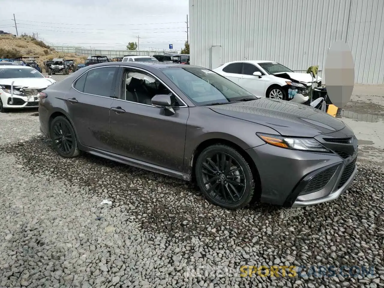 4 fotografías del automóvil dañado 4T1K31AK2PU056252 TOYOTA CAMRY 2023