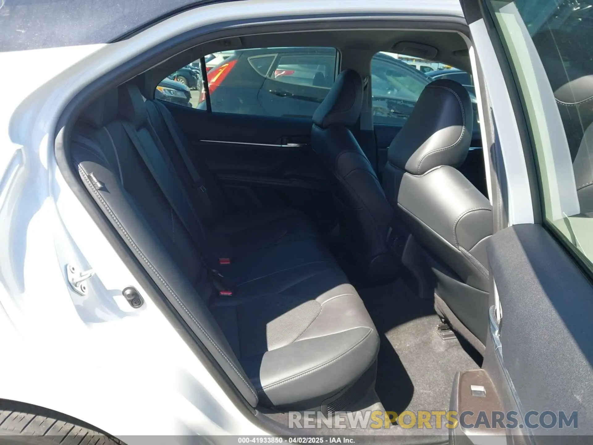 8 fotografías del automóvil dañado 4T1K31AK8PU049029 TOYOTA CAMRY 2023