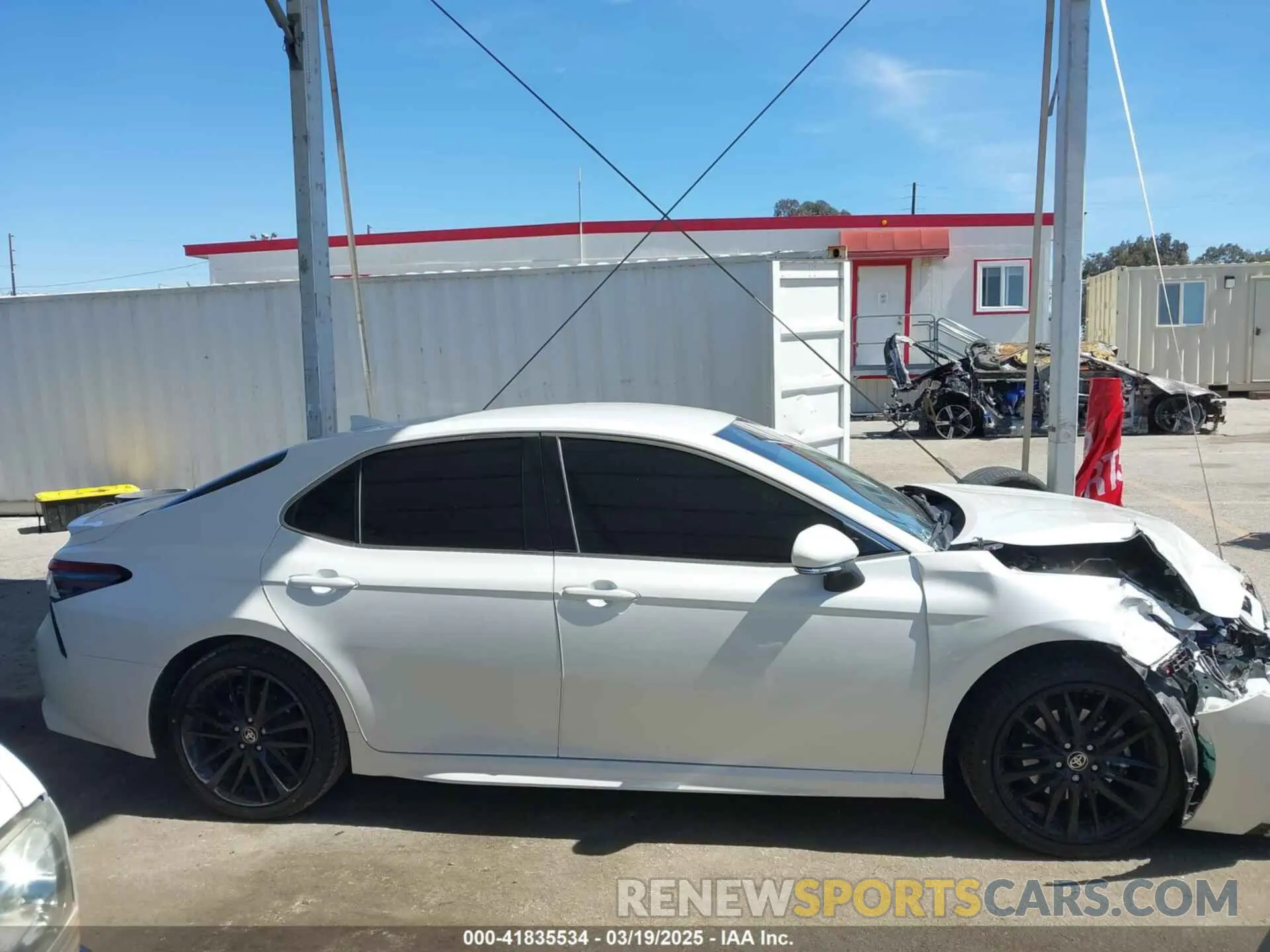 13 fotografías del automóvil dañado 4T1K31AKXPU600867 TOYOTA CAMRY 2023