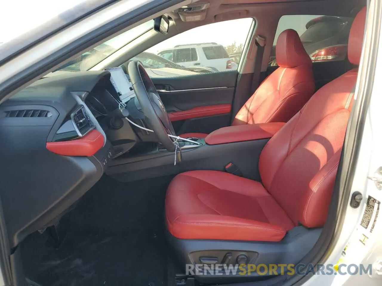 7 fotografías del automóvil dañado 4T1K61AK0PU103561 TOYOTA CAMRY 2023