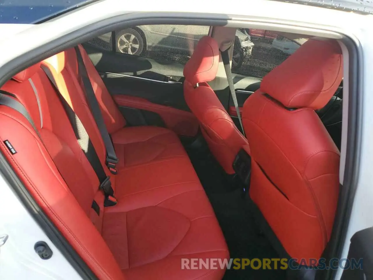 10 fotografías del automóvil dañado 4T1K61AK0PU127987 TOYOTA CAMRY 2023