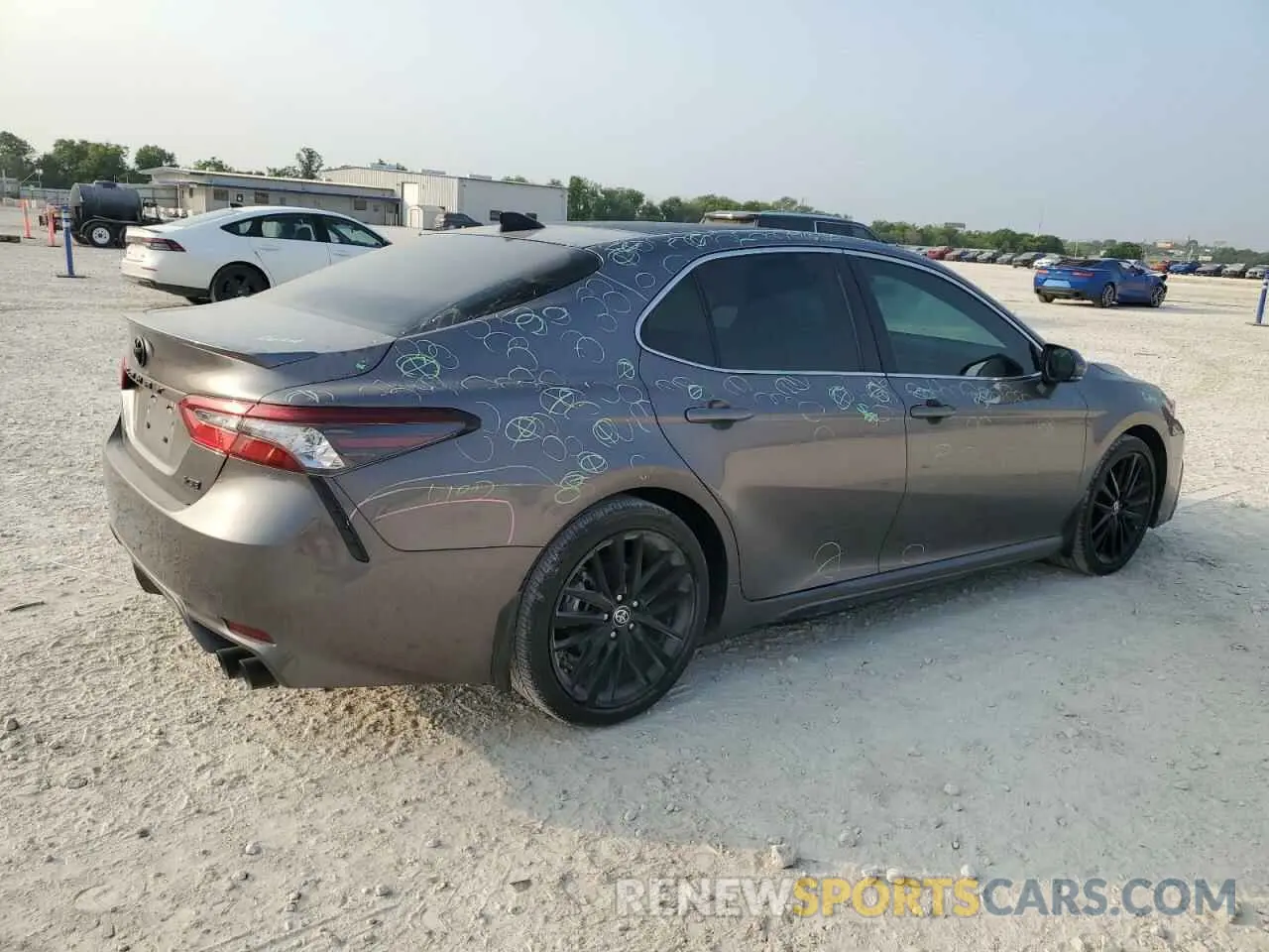 3 fotografías del automóvil dañado 4T1K61AK0PU147673 TOYOTA CAMRY 2023