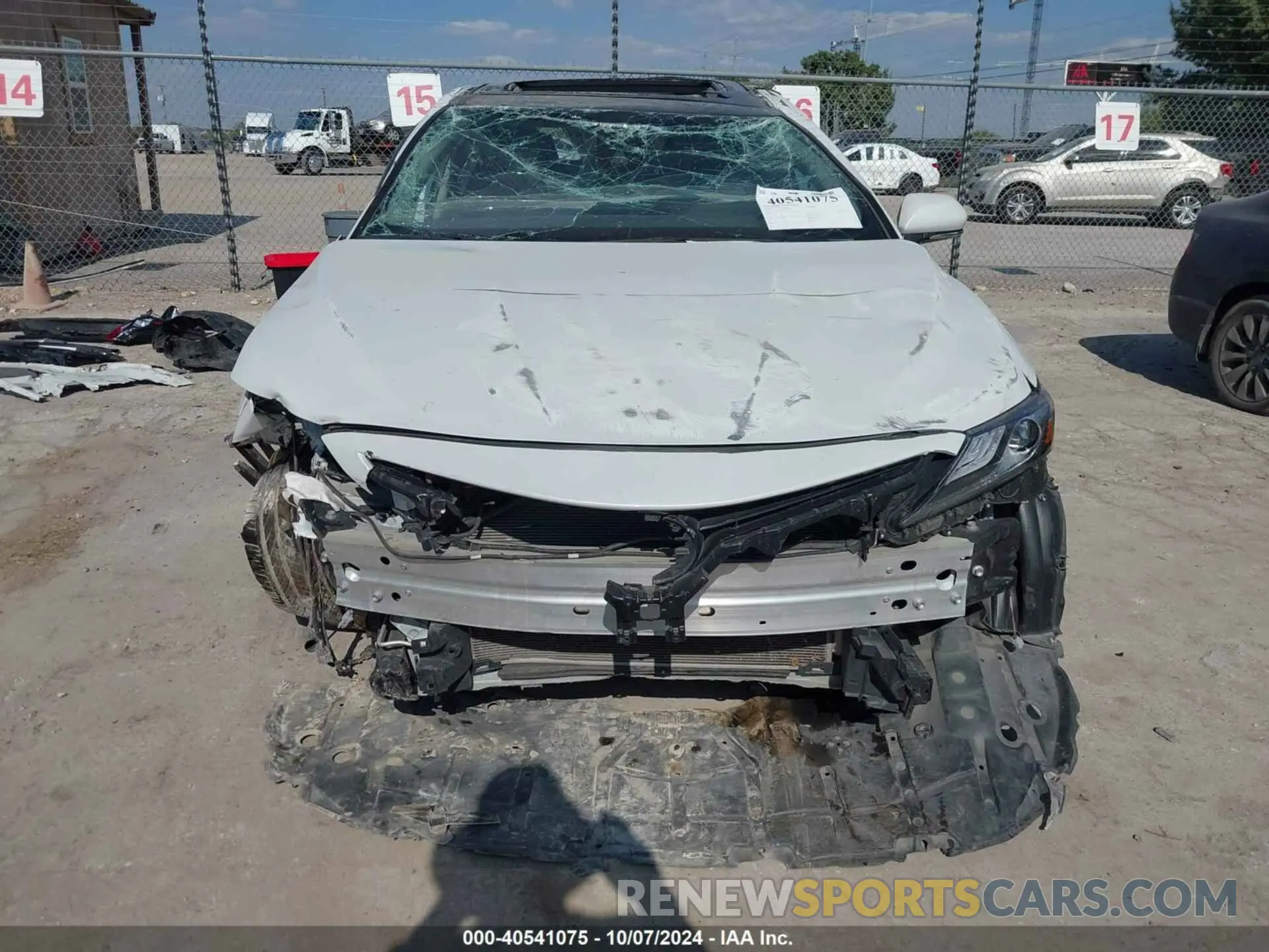 12 fotografías del automóvil dañado 4T1K61AK0PU757069 TOYOTA CAMRY 2023