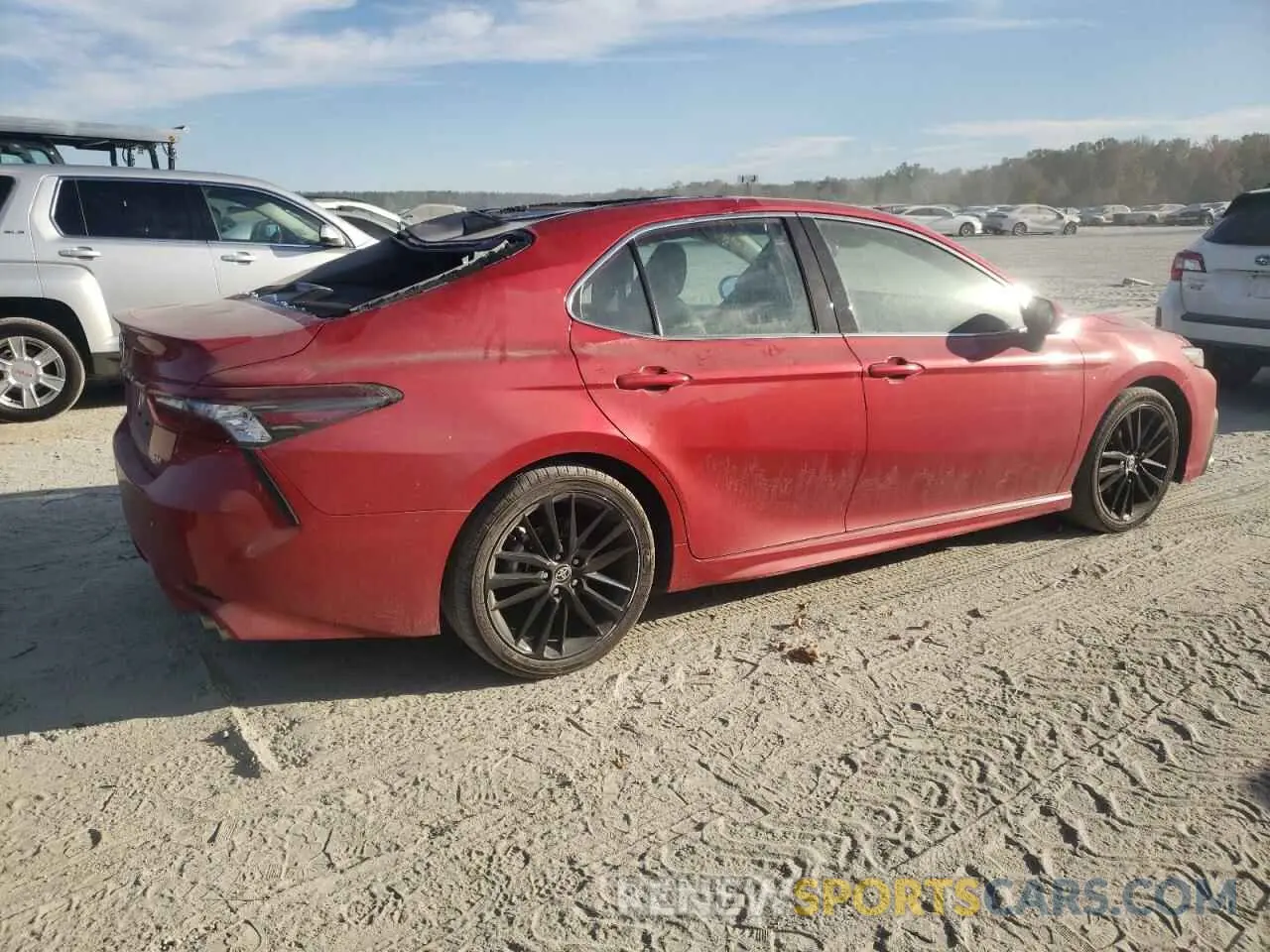 3 fotografías del automóvil dañado 4T1K61AK1PU163722 TOYOTA CAMRY 2023
