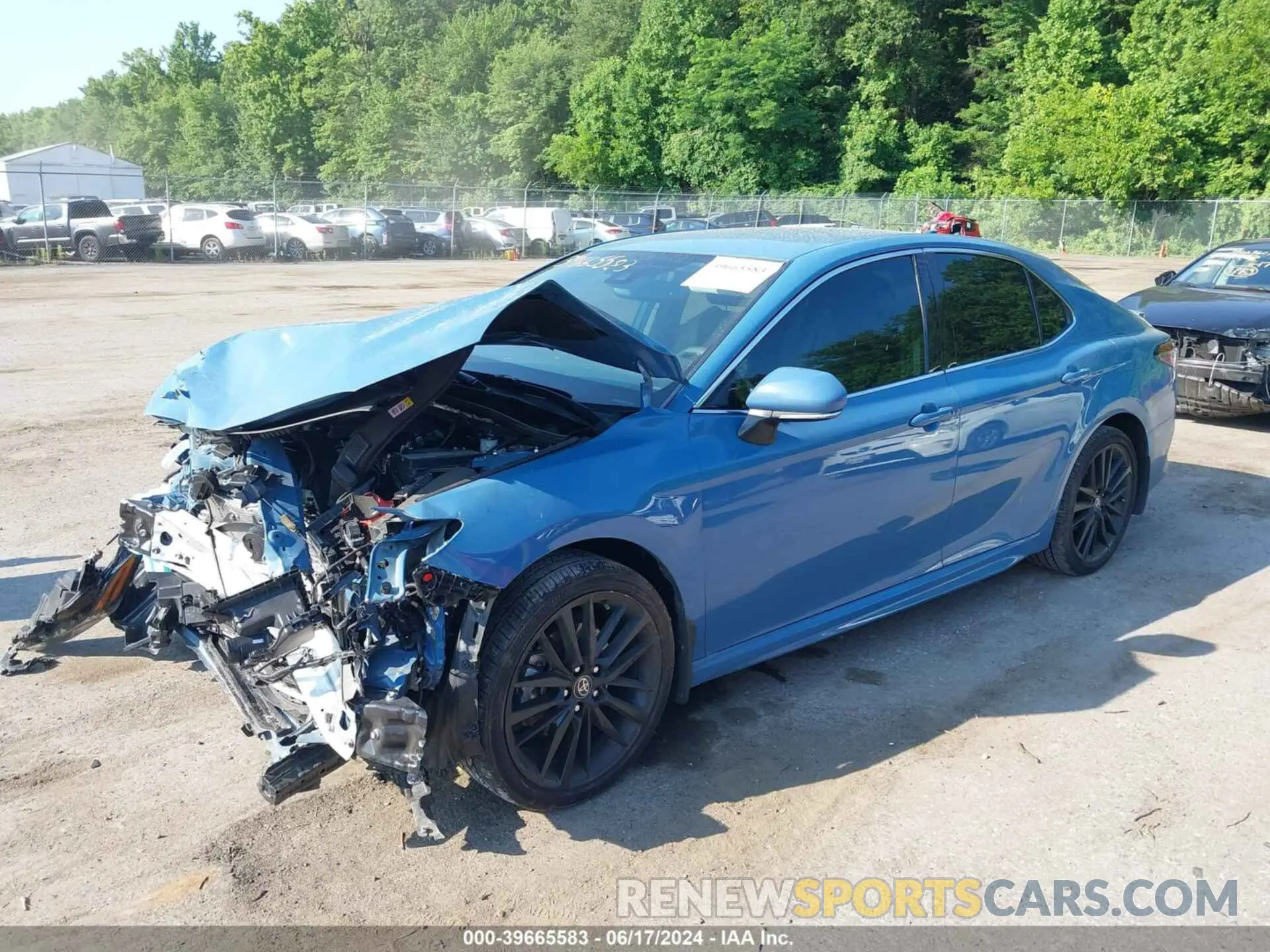 2 fotografías del automóvil dañado 4T1K61AK1PU184361 TOYOTA CAMRY 2023