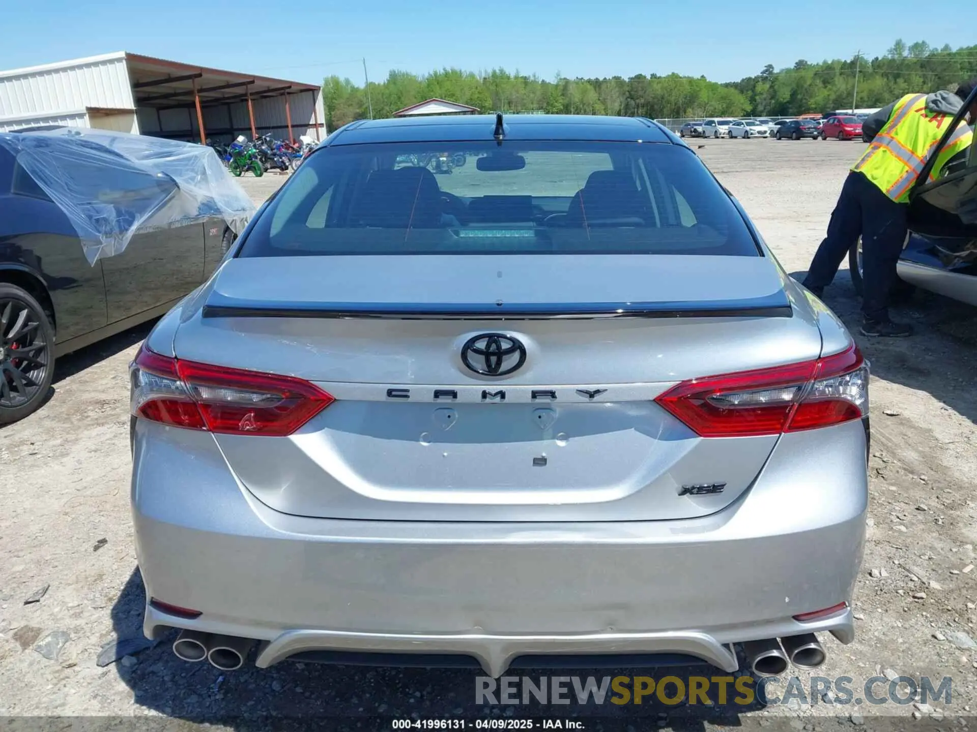 16 fotografías del automóvil dañado 4T1K61AK2PU175779 TOYOTA CAMRY 2023