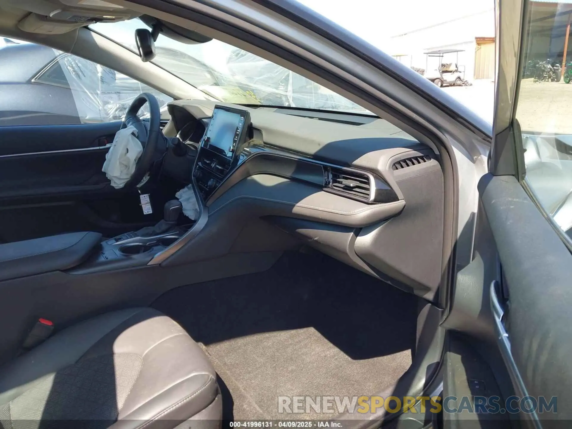 5 fotografías del automóvil dañado 4T1K61AK2PU175779 TOYOTA CAMRY 2023