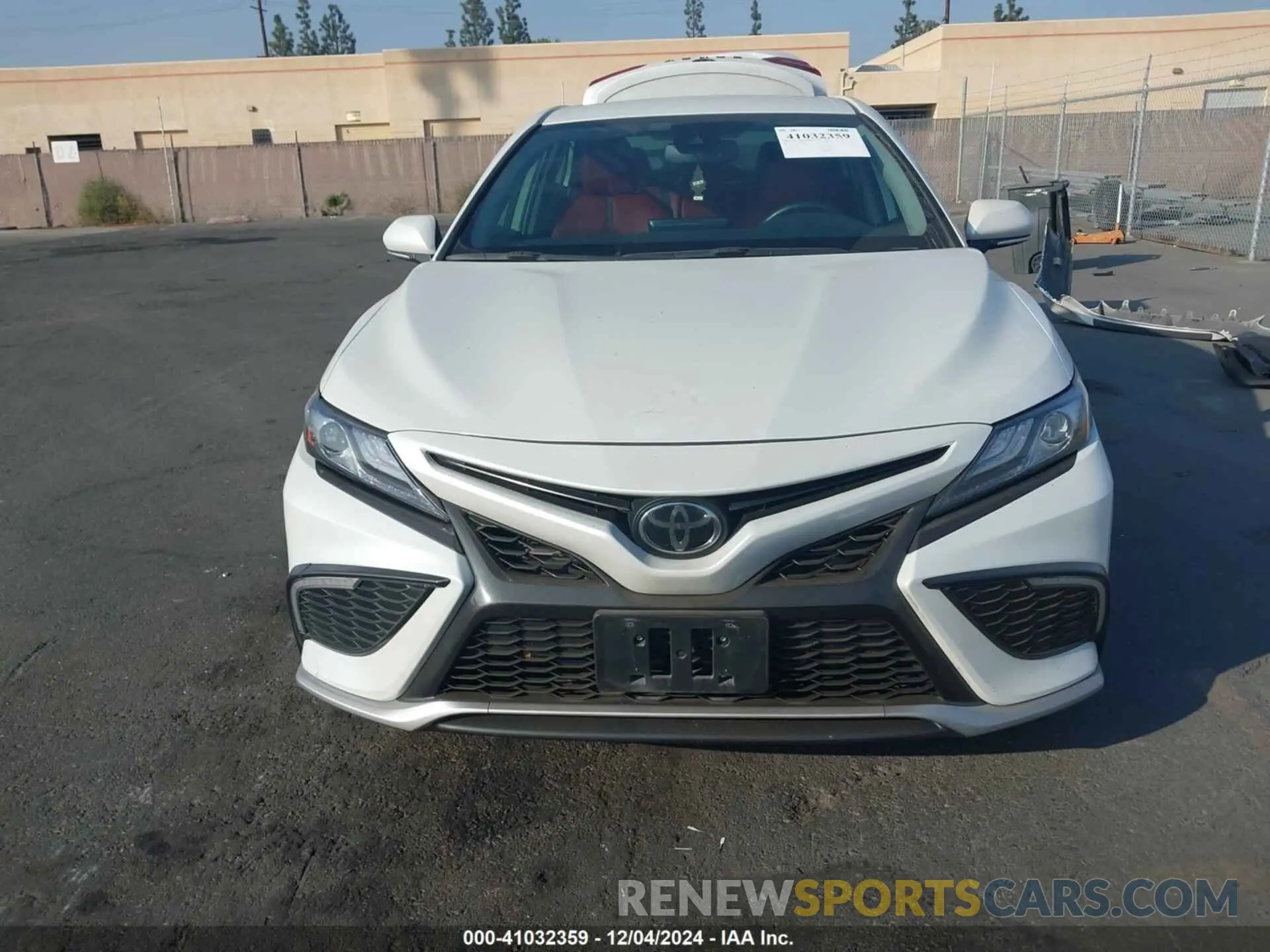 12 fotografías del automóvil dañado 4T1K61AK2PU727880 TOYOTA CAMRY 2023