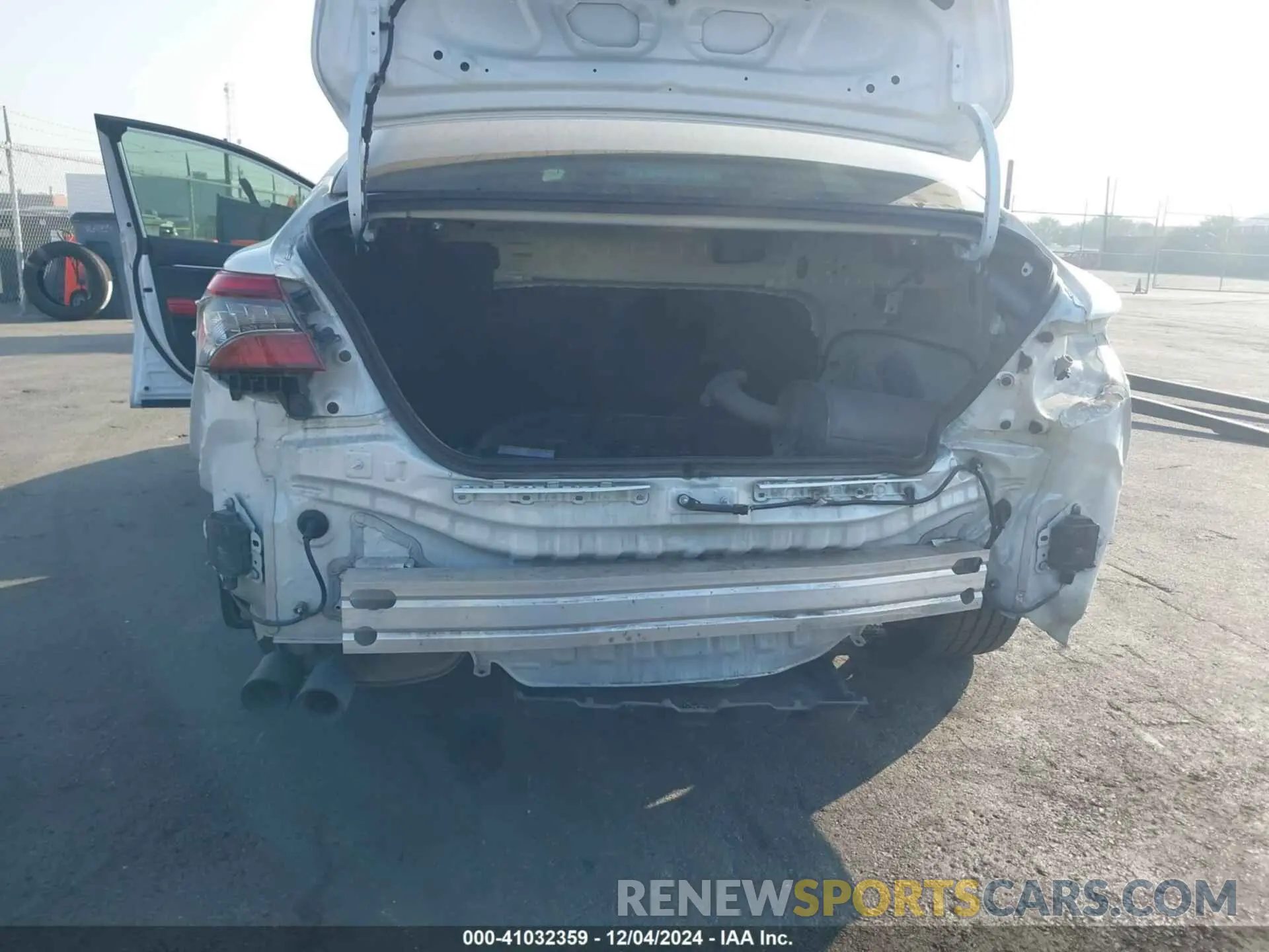 6 fotografías del automóvil dañado 4T1K61AK2PU727880 TOYOTA CAMRY 2023