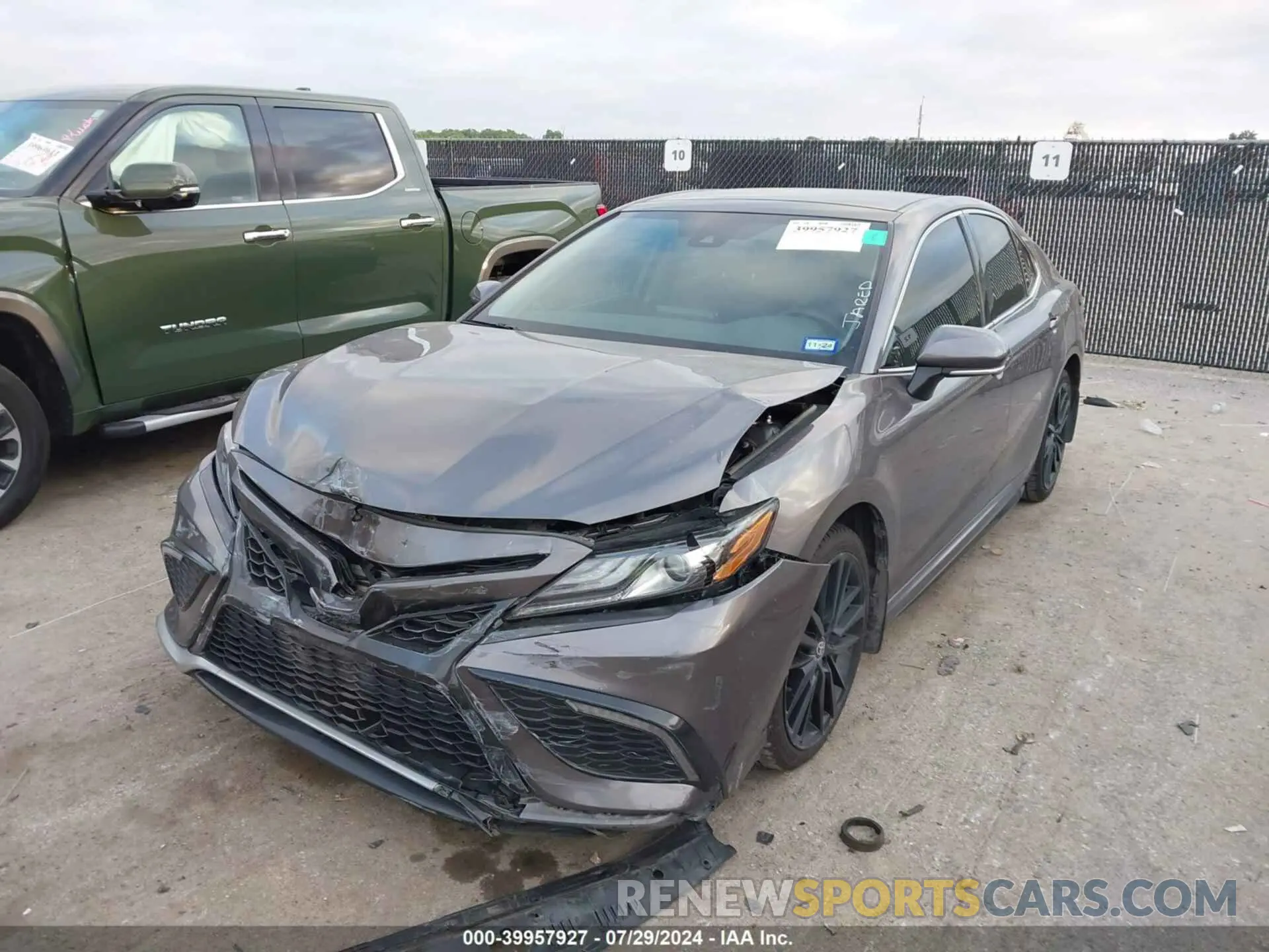 2 fotografías del automóvil dañado 4T1K61AK2PU749166 TOYOTA CAMRY 2023