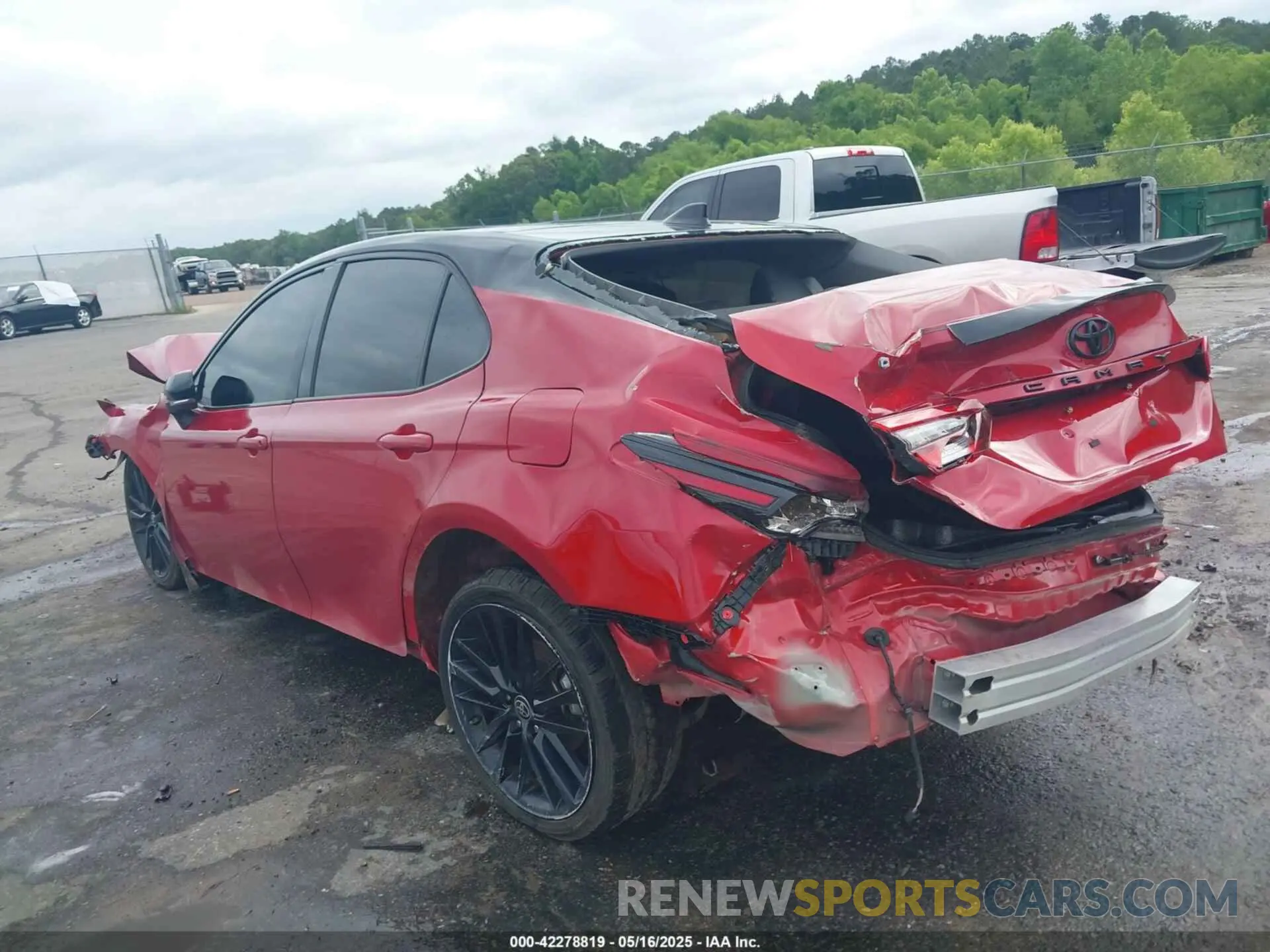 3 fotografías del automóvil dañado 4T1K61AK3PU160708 TOYOTA CAMRY 2023
