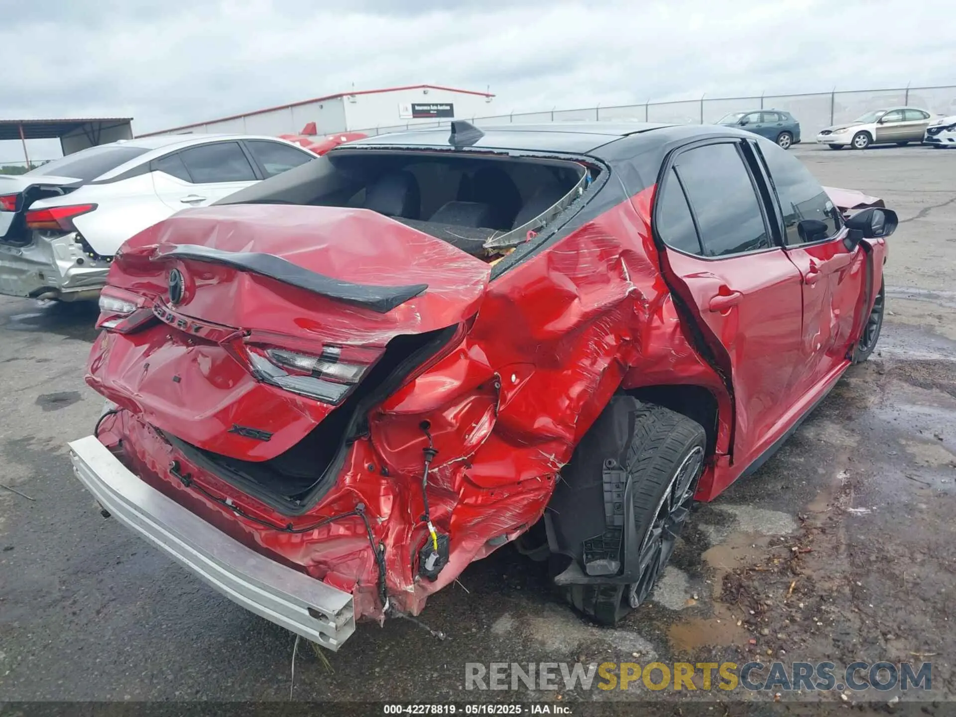 4 fotografías del automóvil dañado 4T1K61AK3PU160708 TOYOTA CAMRY 2023