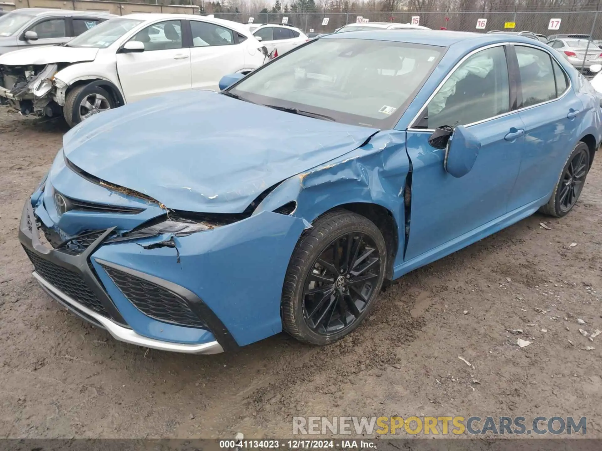 2 fotografías del automóvil dañado 4T1K61AK3PU172633 TOYOTA CAMRY 2023