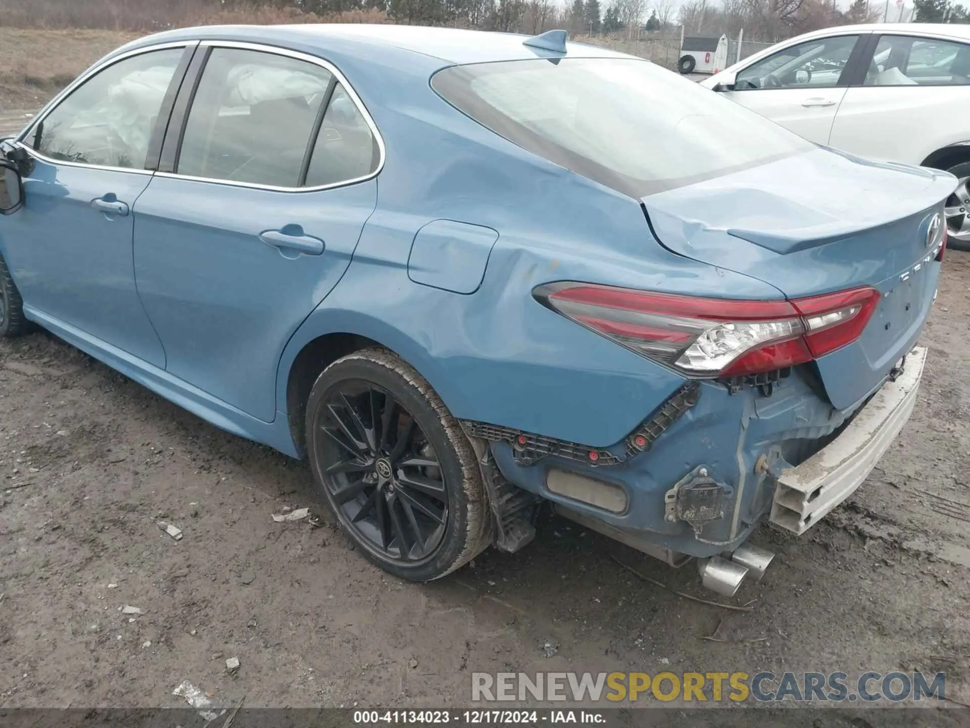 3 fotografías del automóvil dañado 4T1K61AK3PU172633 TOYOTA CAMRY 2023