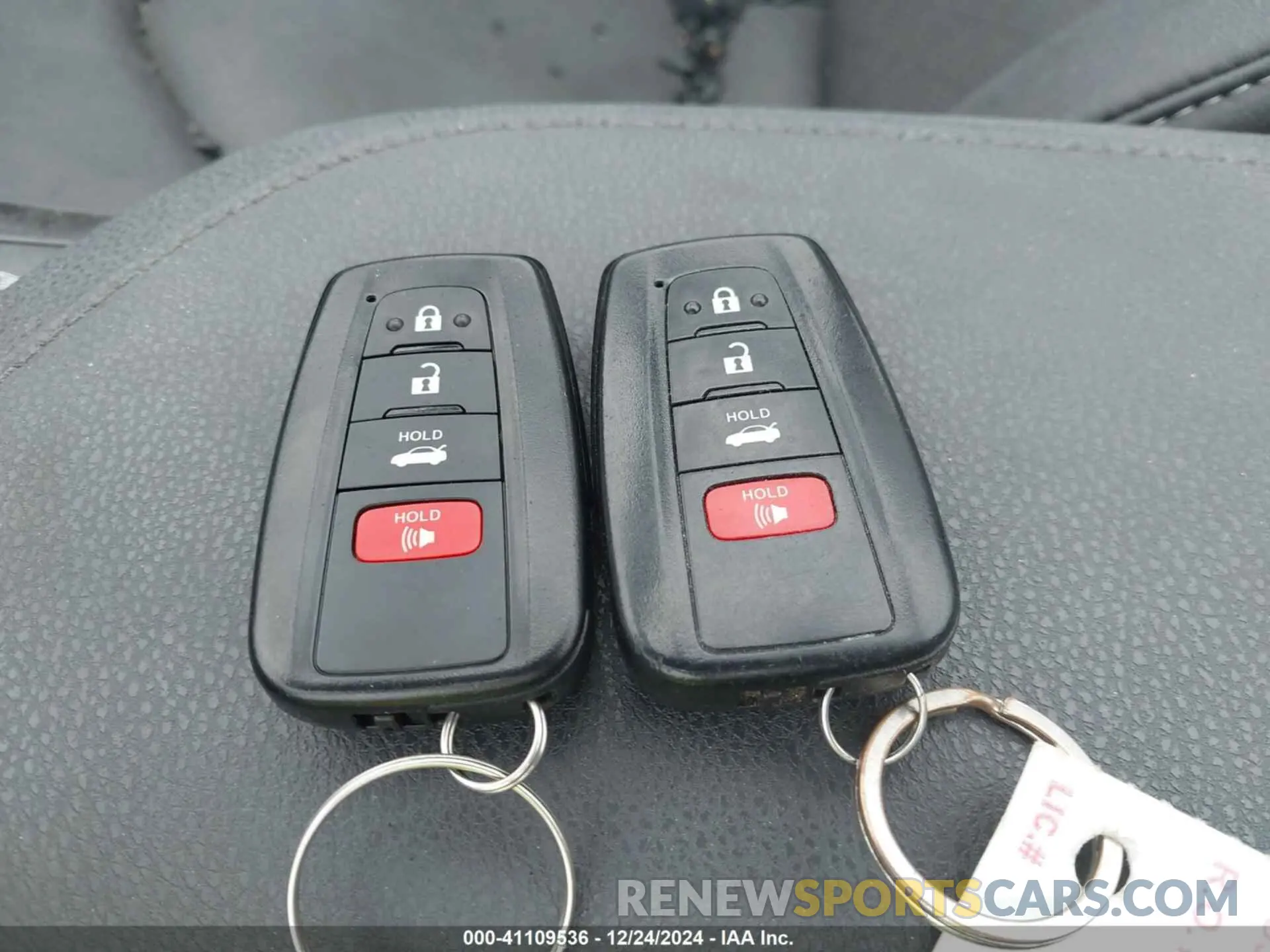 11 fotografías del automóvil dañado 4T1K61AK3PU182093 TOYOTA CAMRY 2023