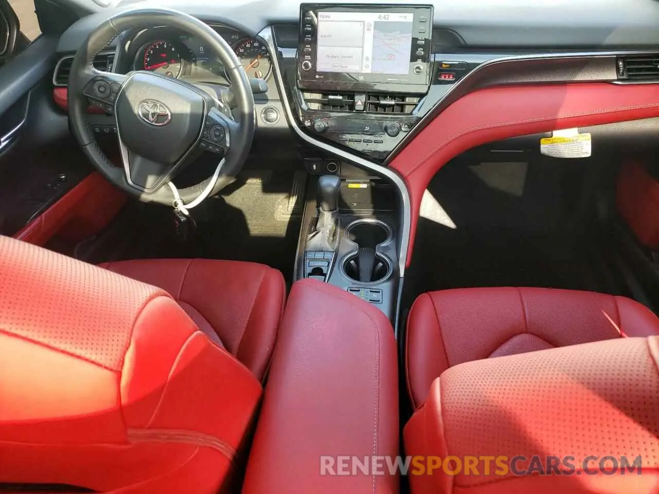 8 fotografías del automóvil dañado 4T1K61AK4PU107600 TOYOTA CAMRY 2023