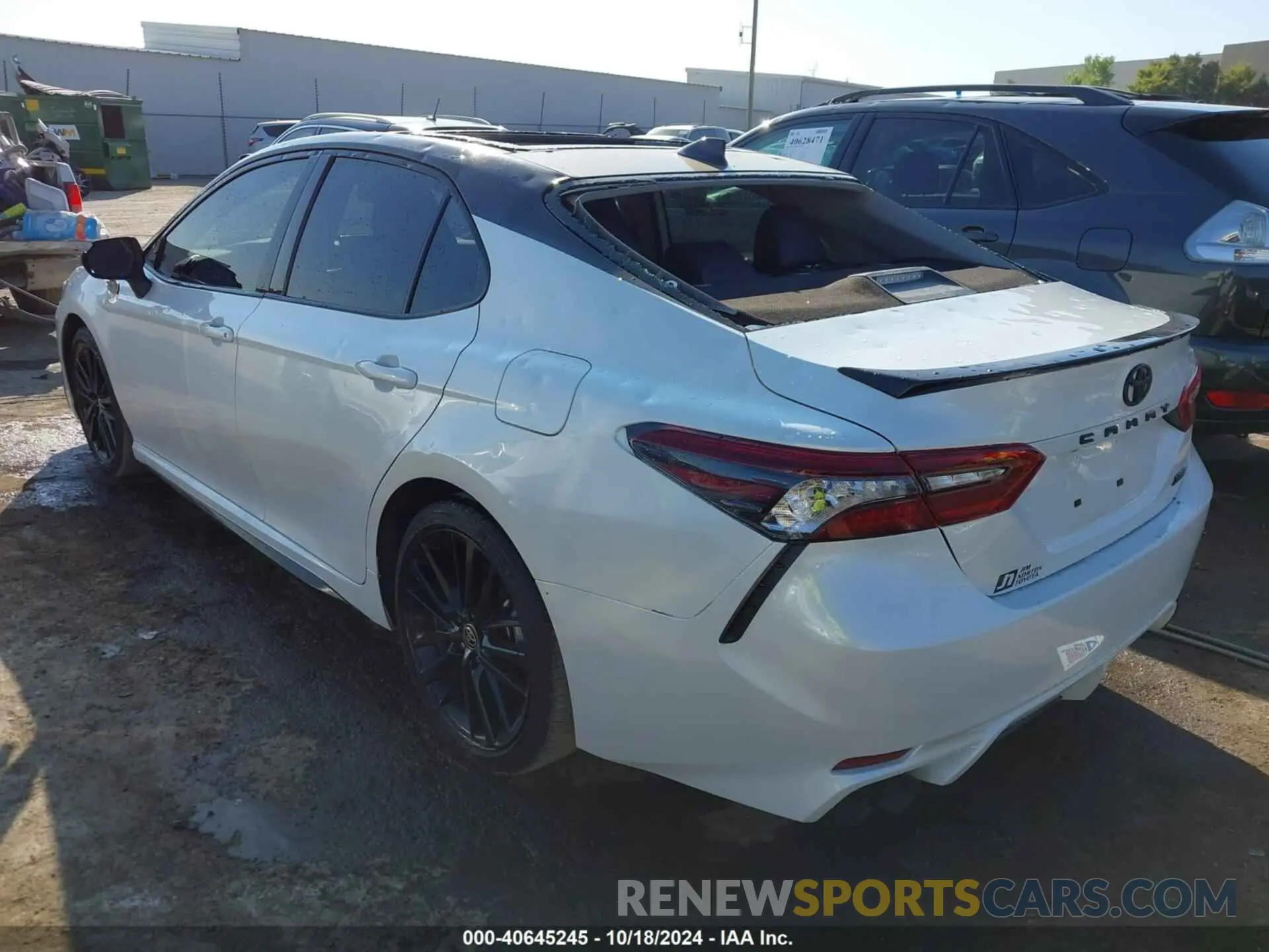 3 fotografías del automóvil dañado 4T1K61AK4PU121769 TOYOTA CAMRY 2023