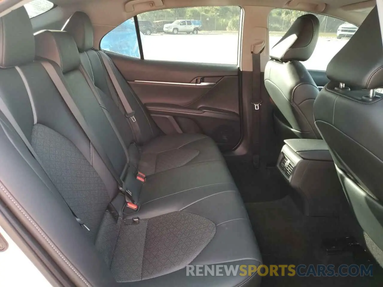 10 fotografías del automóvil dañado 4T1K61AK5PU113941 TOYOTA CAMRY 2023
