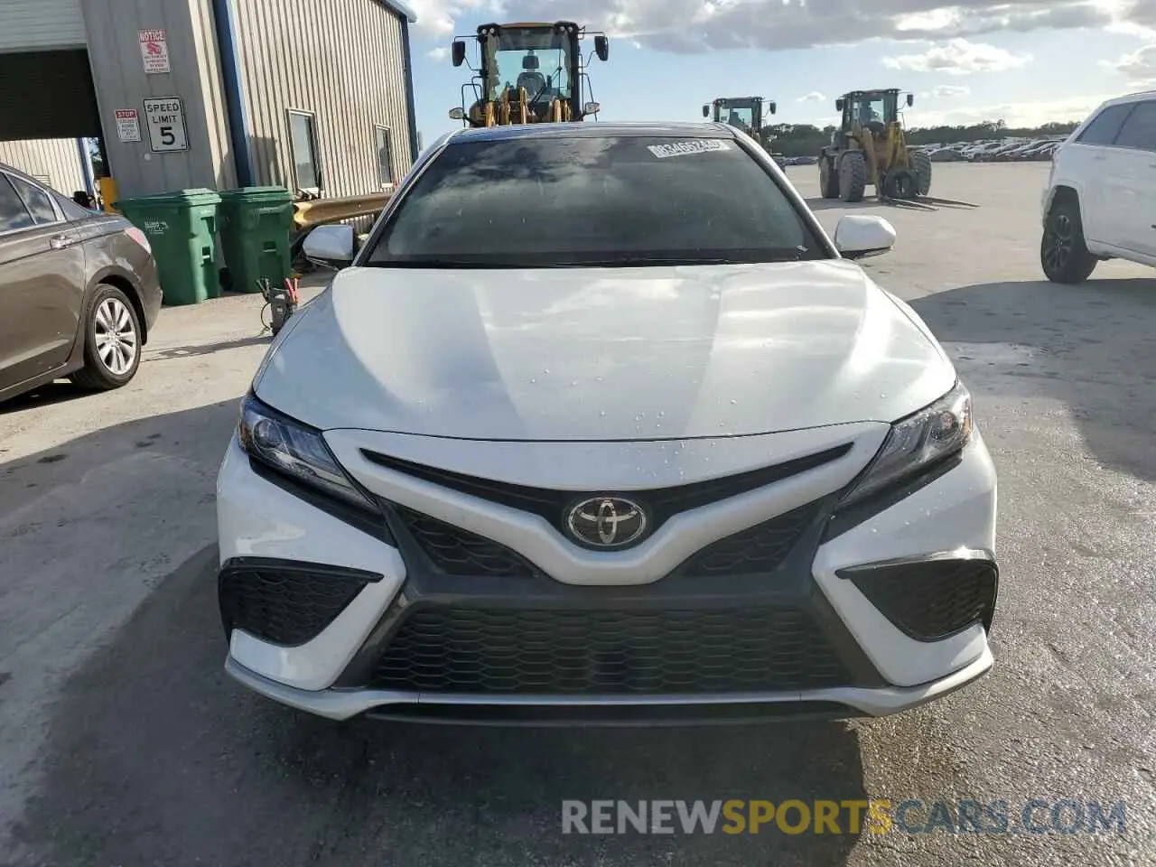 5 fotografías del automóvil dañado 4T1K61AK5PU113941 TOYOTA CAMRY 2023
