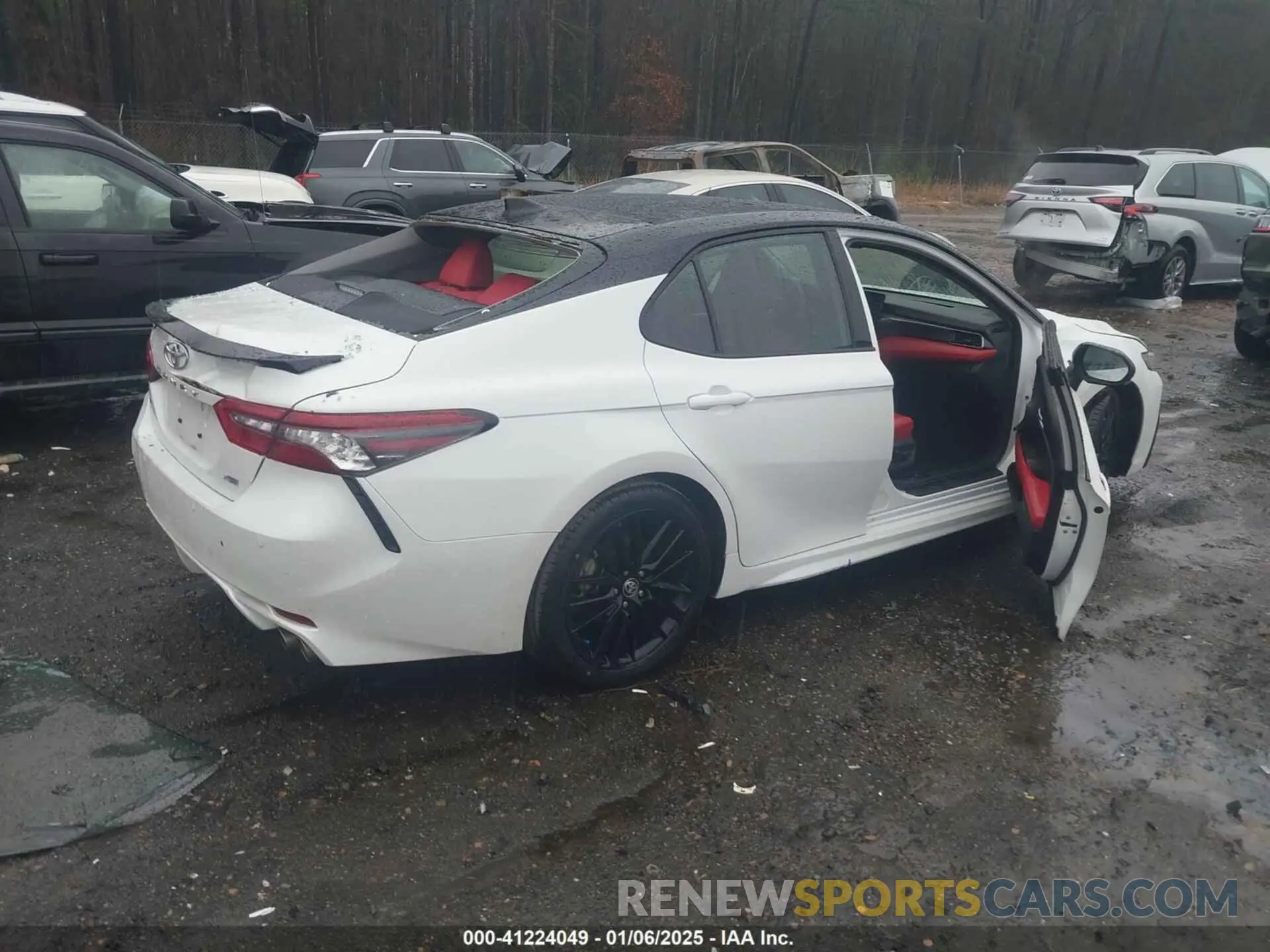 4 fotografías del automóvil dañado 4T1K61AK5PU116869 TOYOTA CAMRY 2023