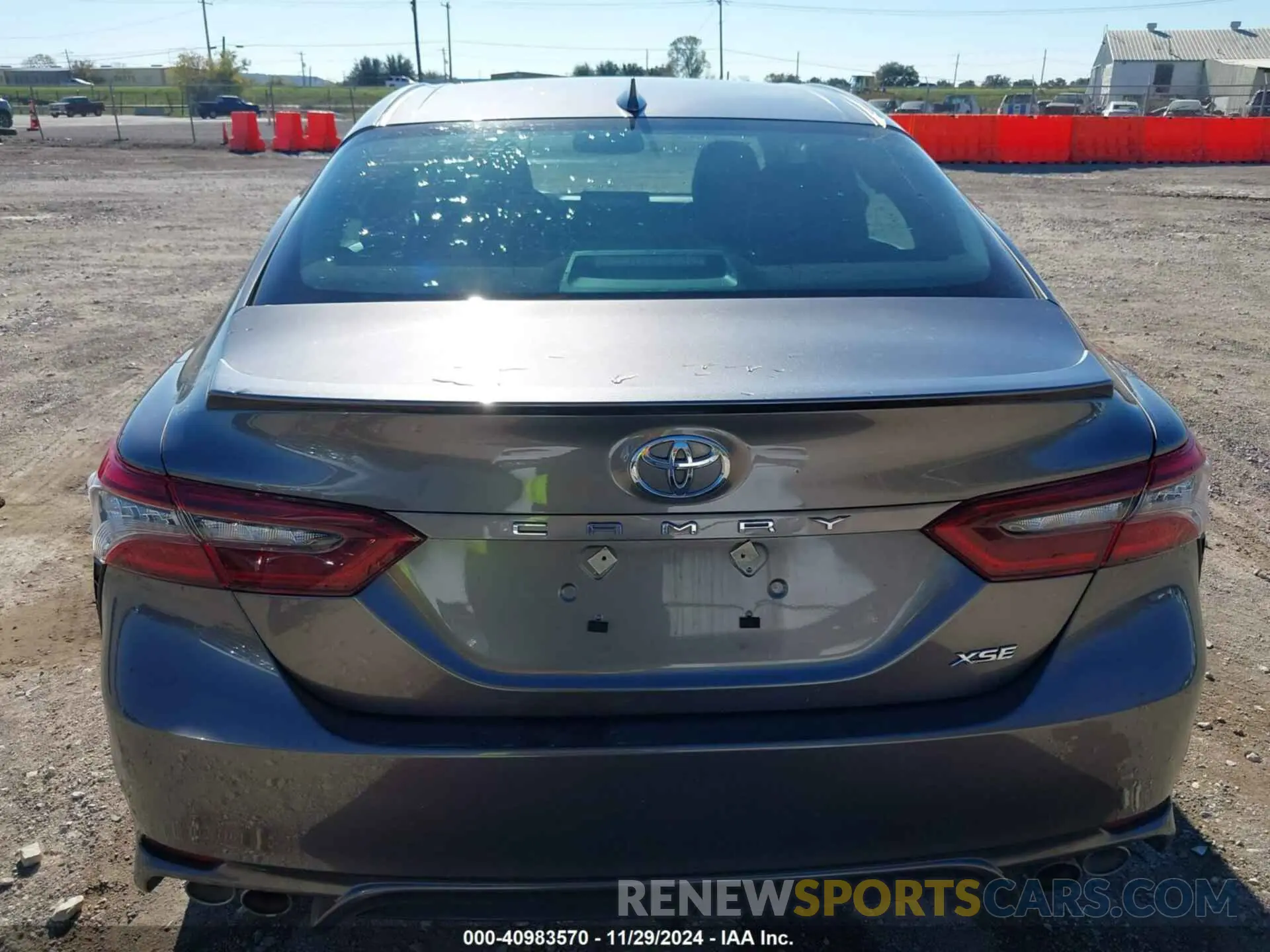 16 fotografías del automóvil dañado 4T1K61AK5PU148706 TOYOTA CAMRY 2023