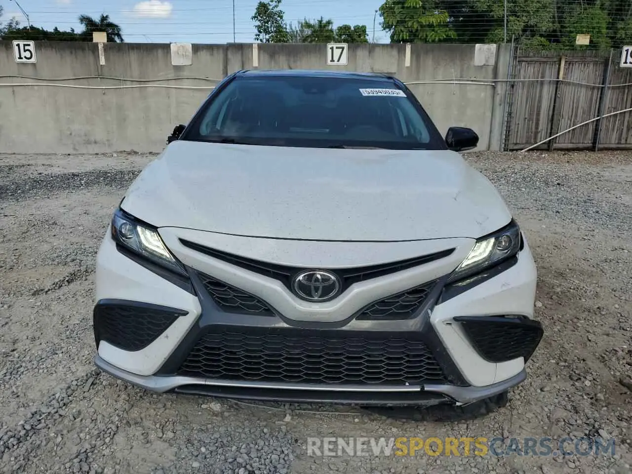5 fotografías del automóvil dañado 4T1K61AK5PU170558 TOYOTA CAMRY 2023