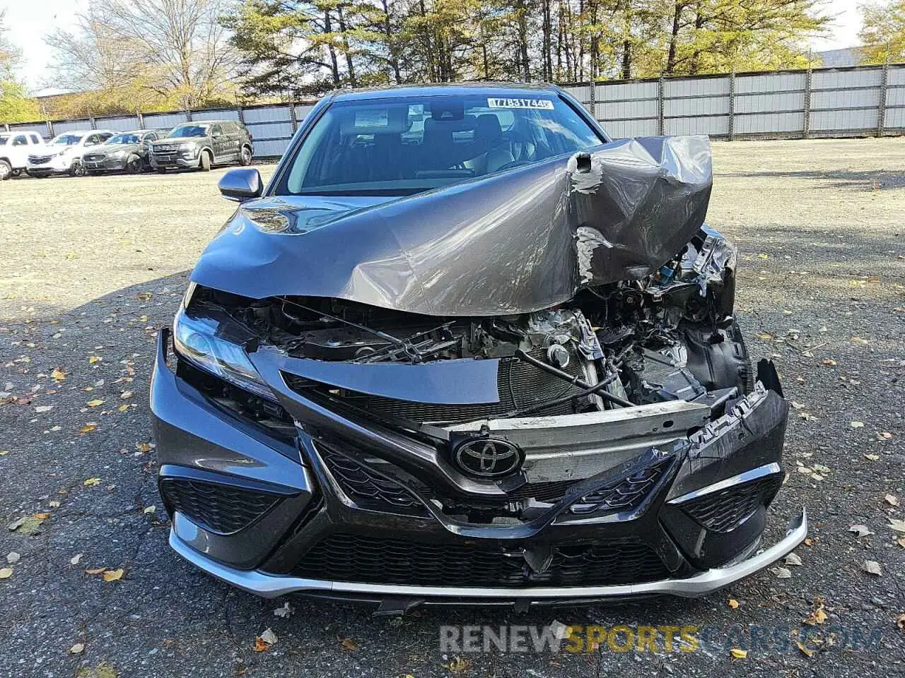 5 fotografías del automóvil dañado 4T1K61AK5PU737609 TOYOTA CAMRY 2023